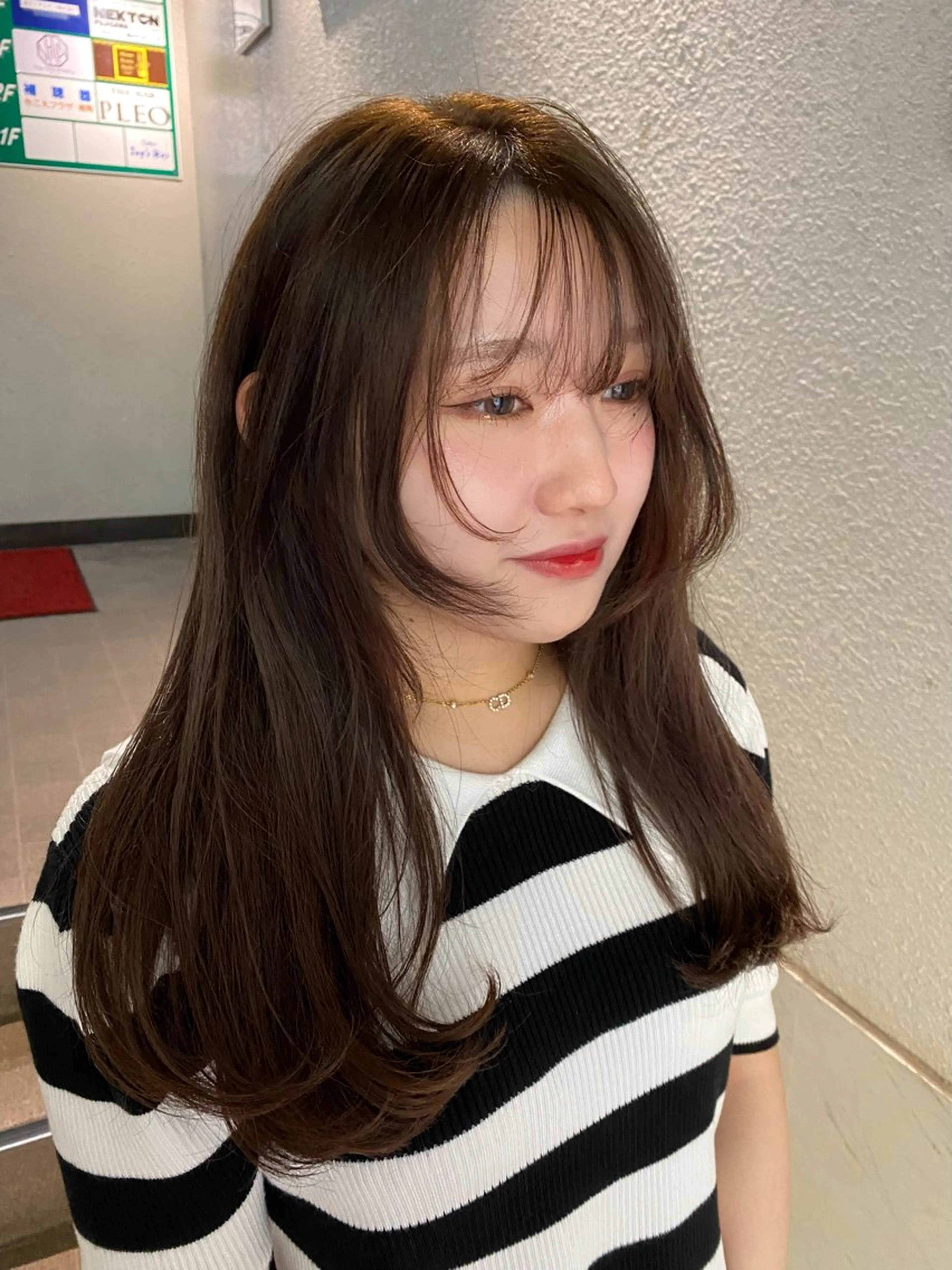 ロング カラー カット ヘアカラー ナチュラルヘア🫧 ナナミのヘアスタイル