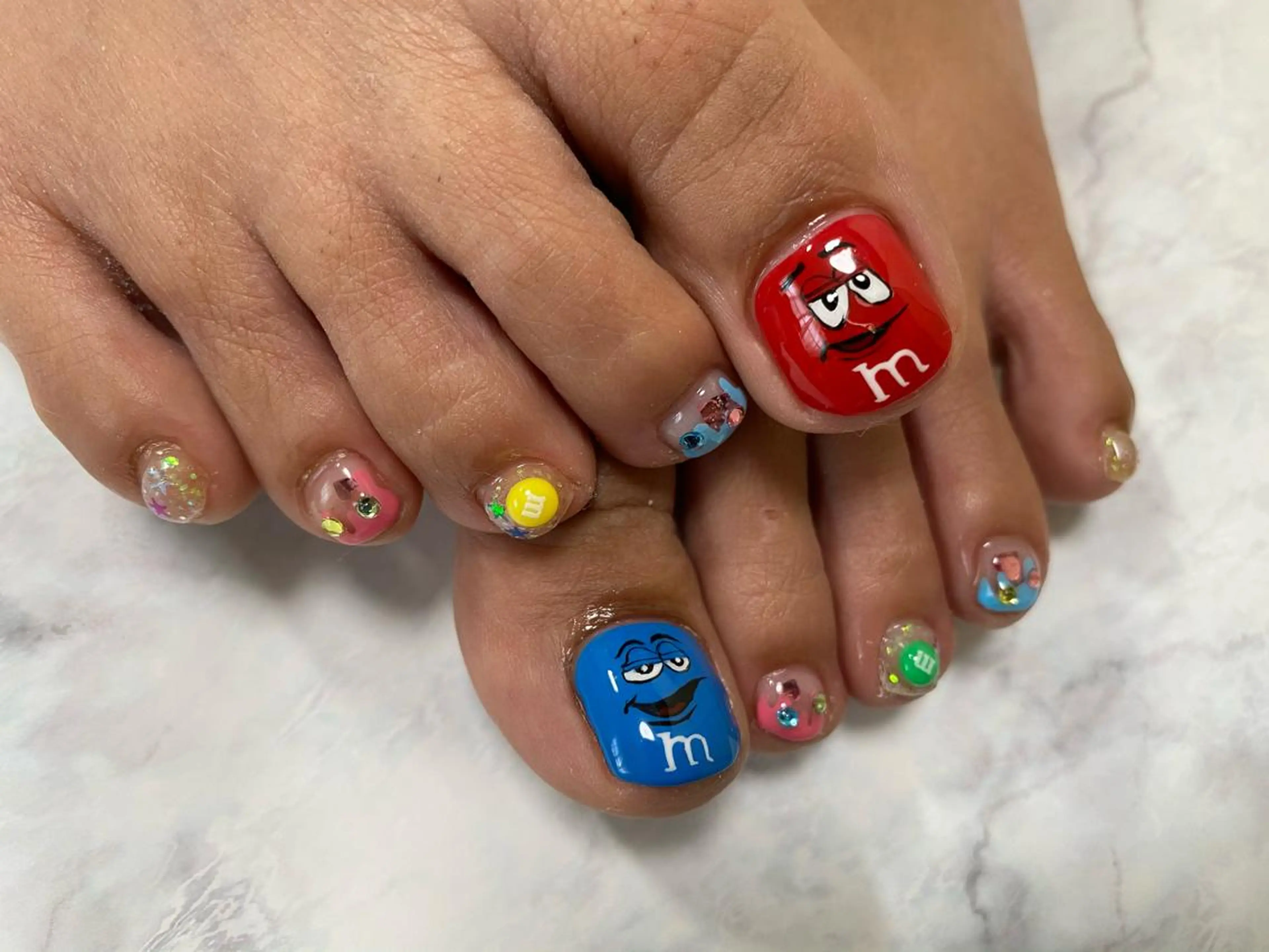 ネイル フットネイル Mana‪ ‪·͜· ❤︎‬のネイルデザイン