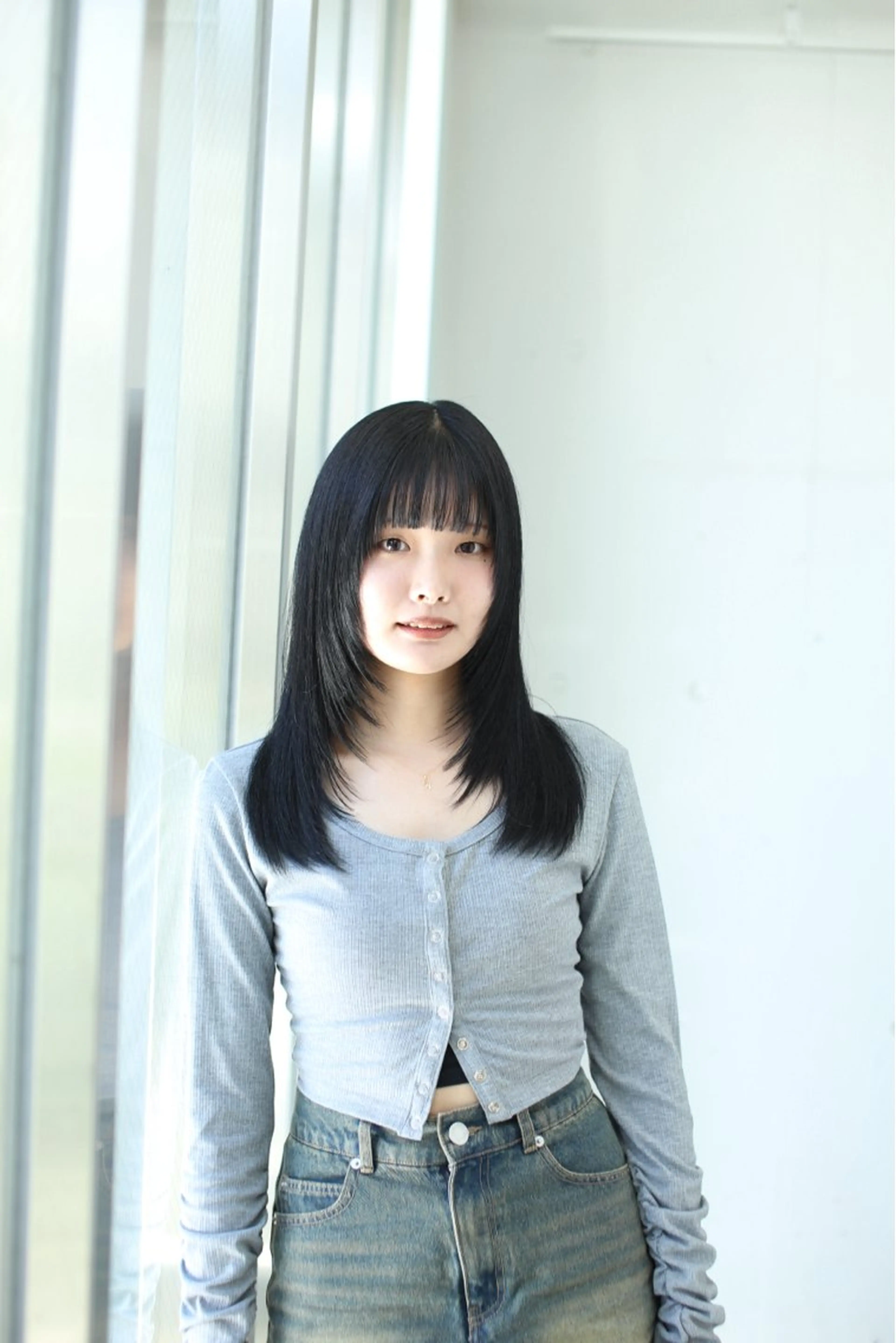 〈モデル〉レイヤーカットの写真