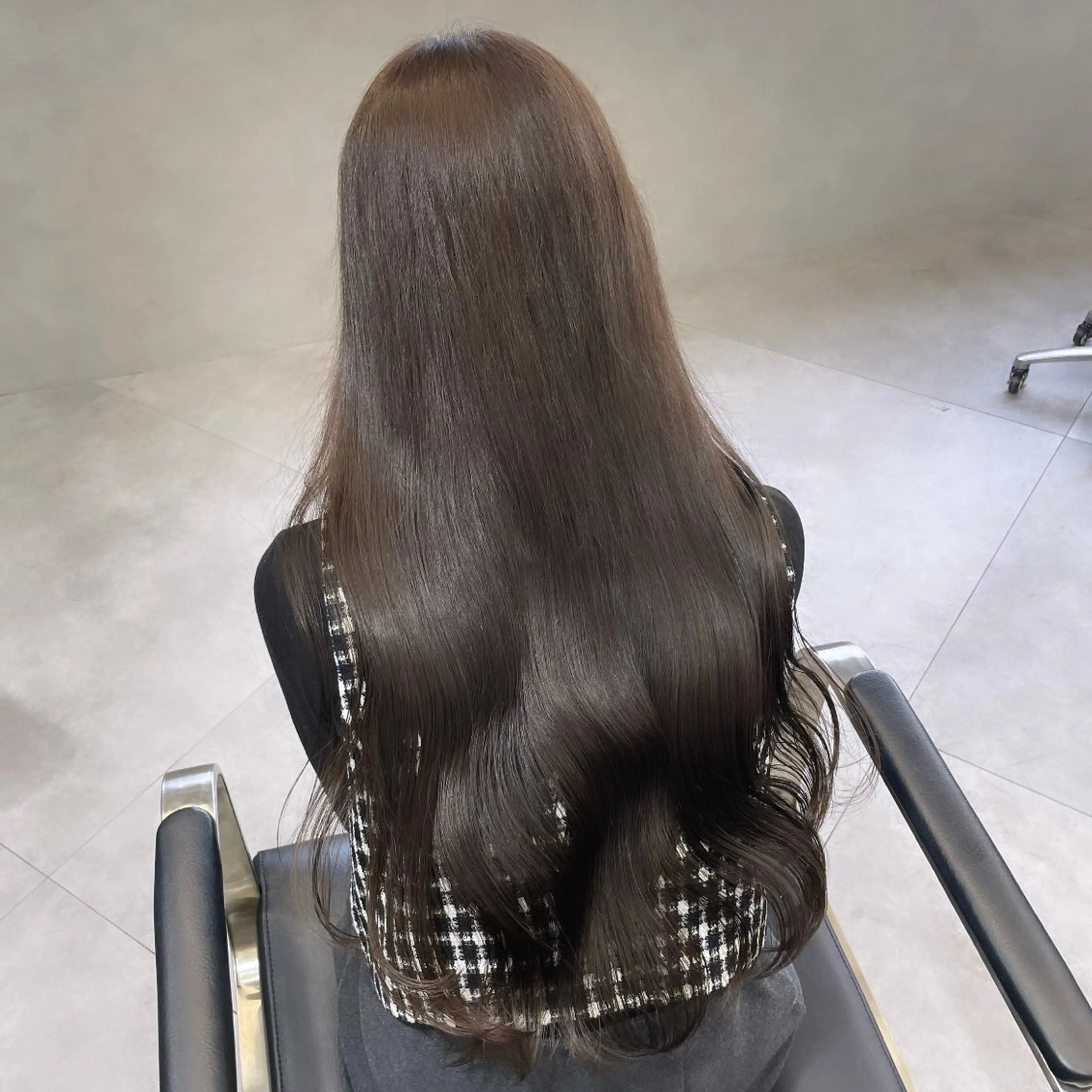 ロング カラー 透明感カラー グレージュ ヘアカラー Rui/透明感カラー 暖色/レイヤーカットのヘアスタイル