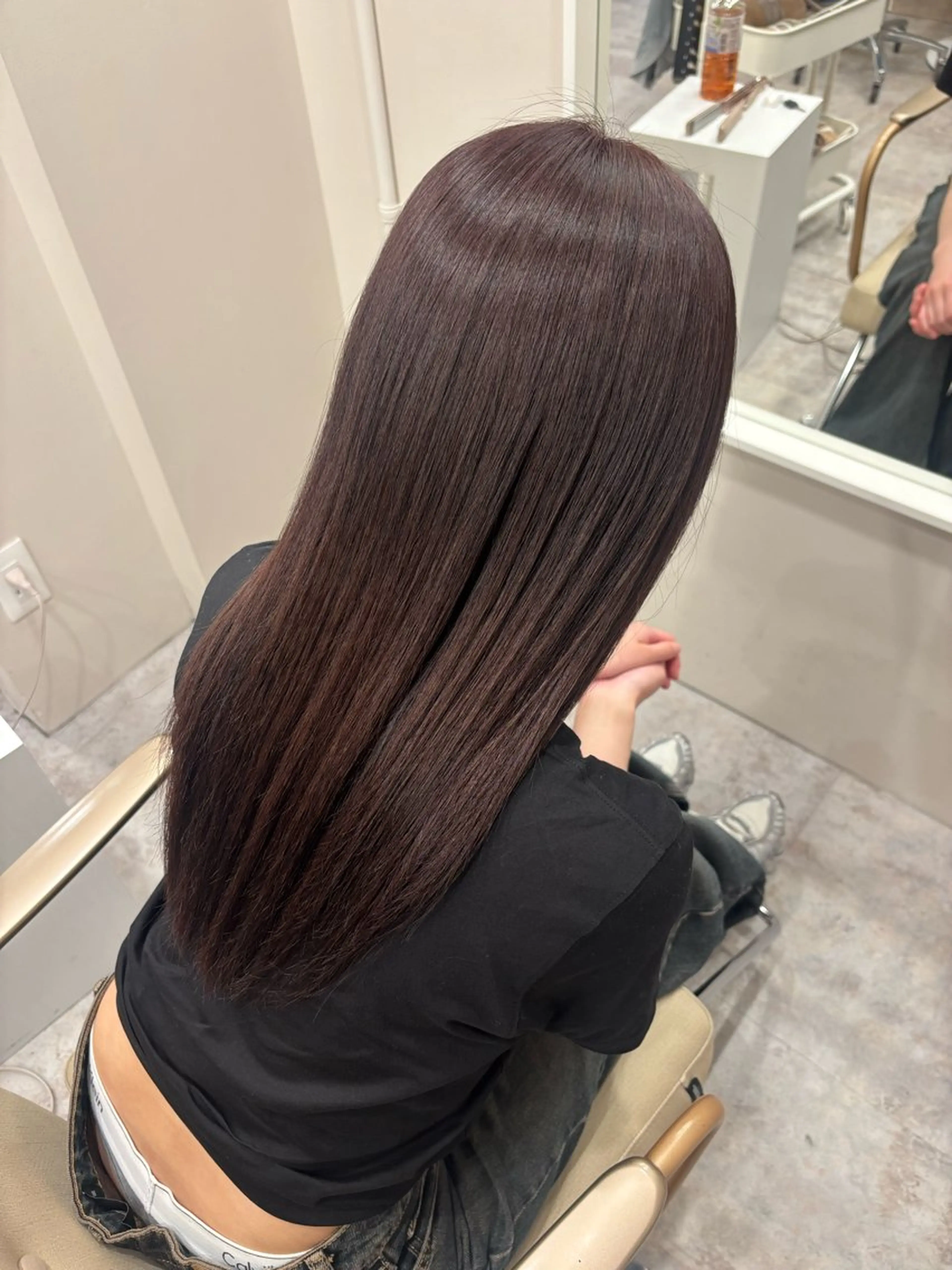 ロング ヘアカラー 宮下 日菜乃のヘアスタイル
