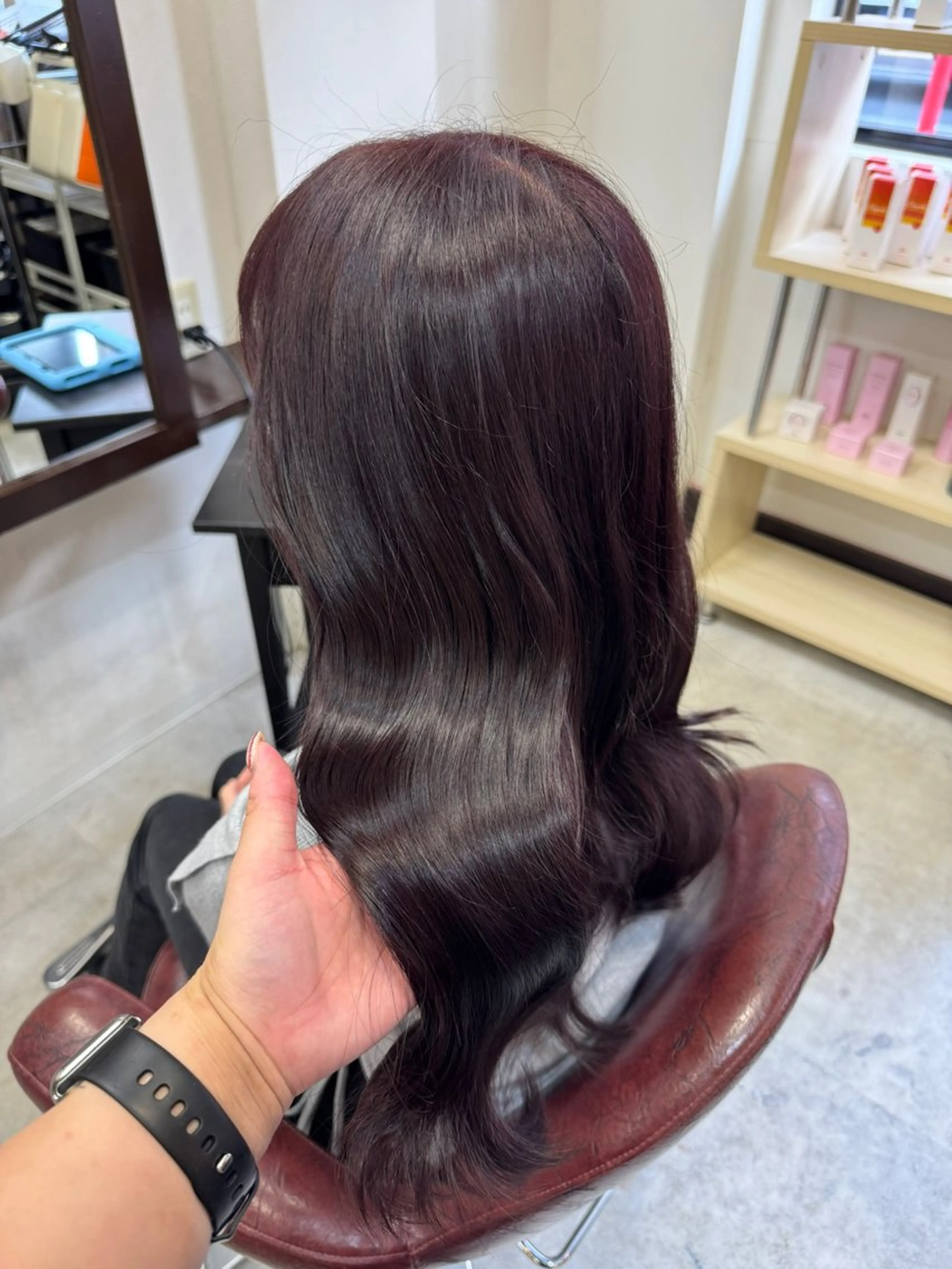 セミロング 切りっぱなしボブ ボブ ハイライト 髪質改善 縮毛矯正 カツモト マナ🍒のヘアスタイル