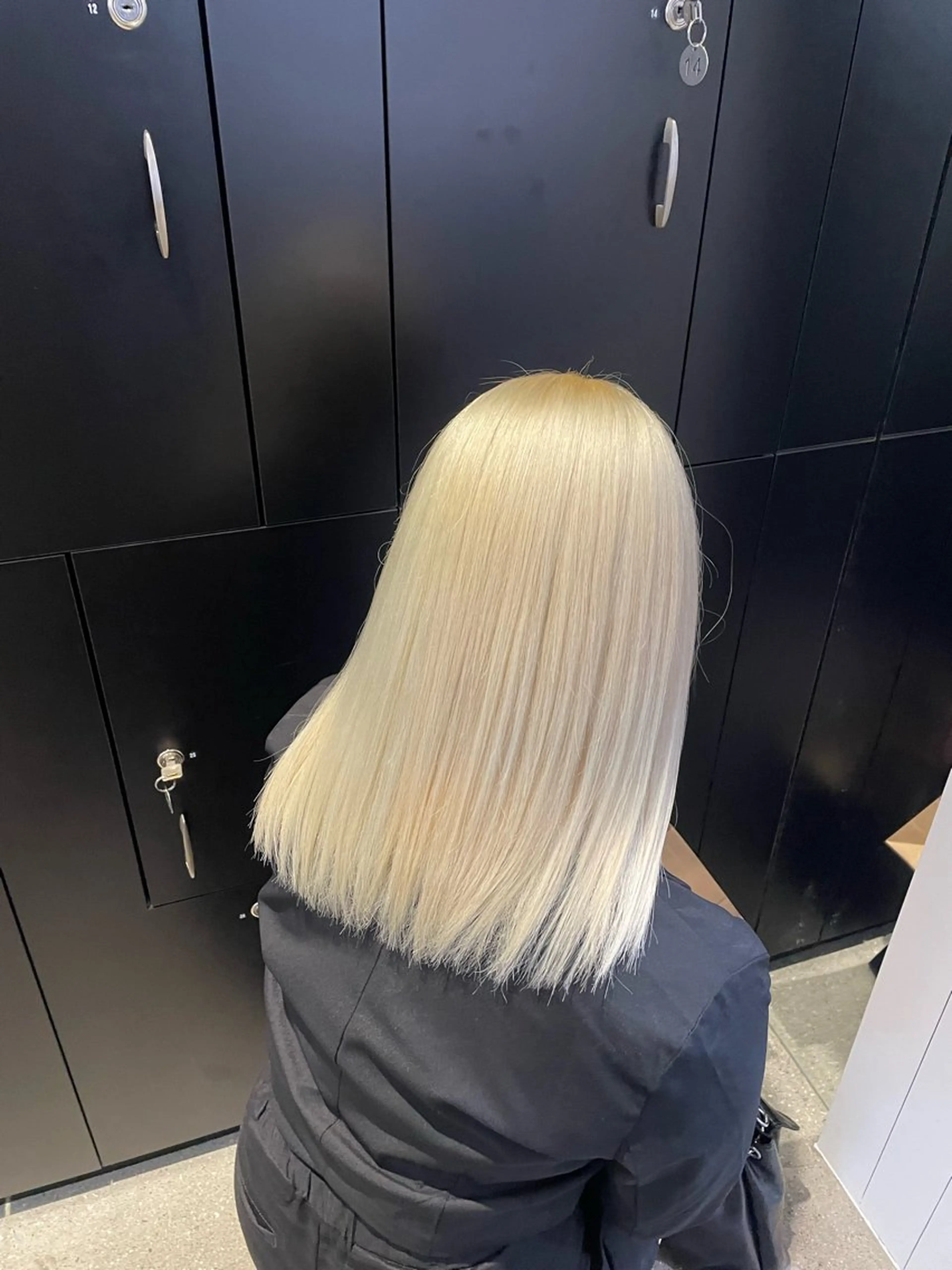 ブリーチ毛専用酸性ストレートパーマ＋髪質改善トリートメントの写真