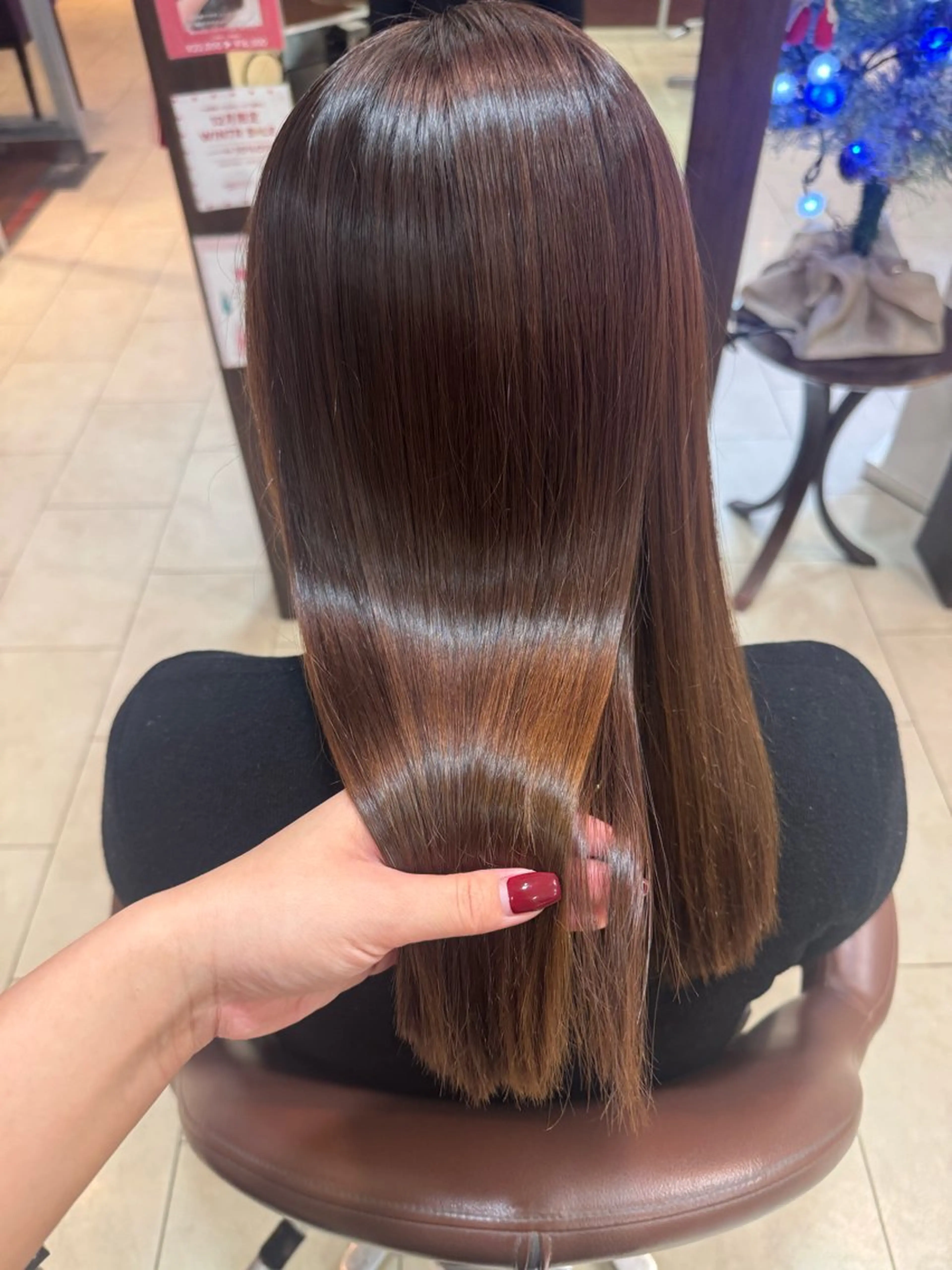 セミロング カラー 🍒暖色カラー🍒 ✨髪質改善✨西村亜弥のヘアスタイル