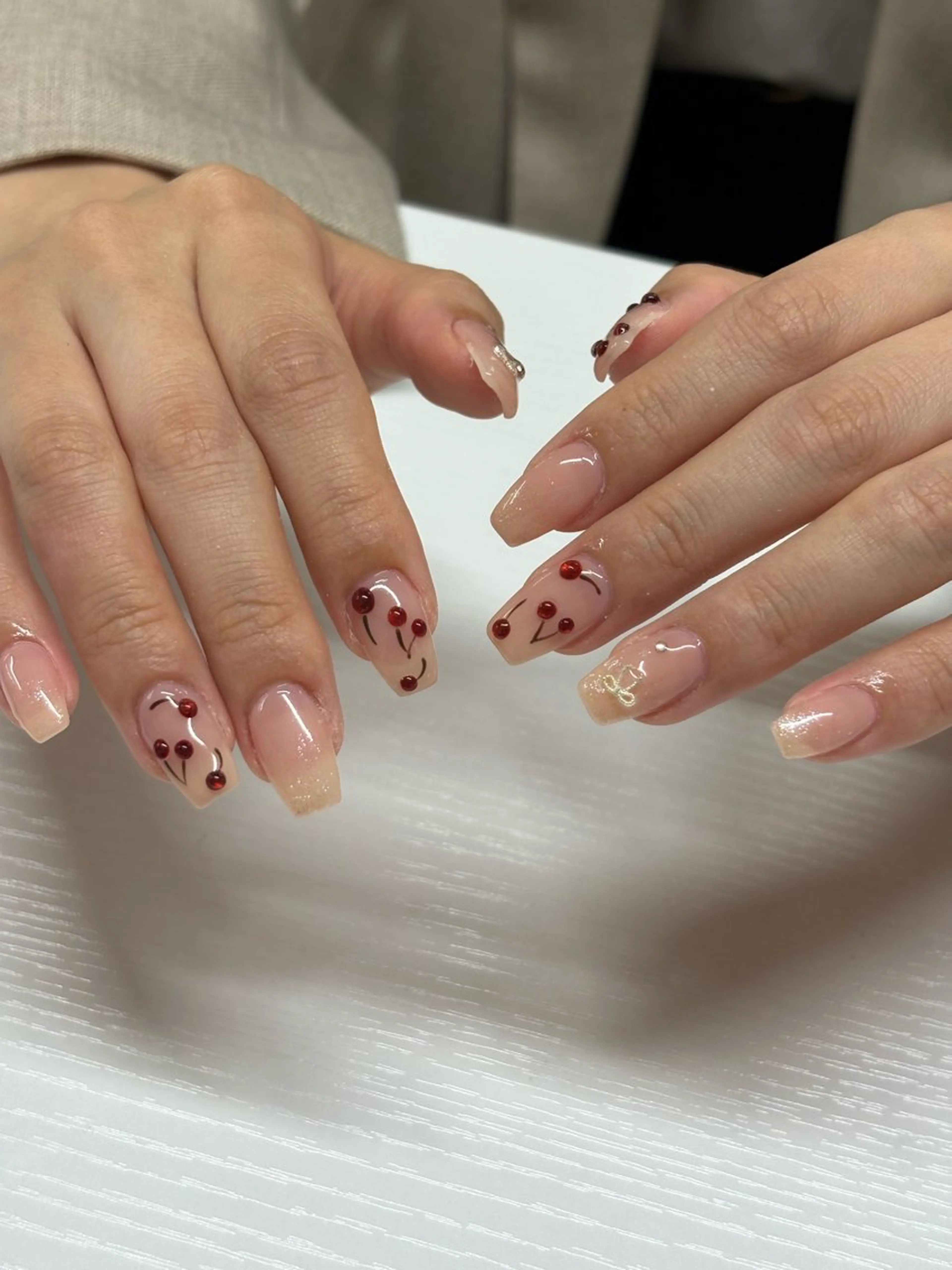 ネイル ハンドネイル SHION  のネイルデザイン
