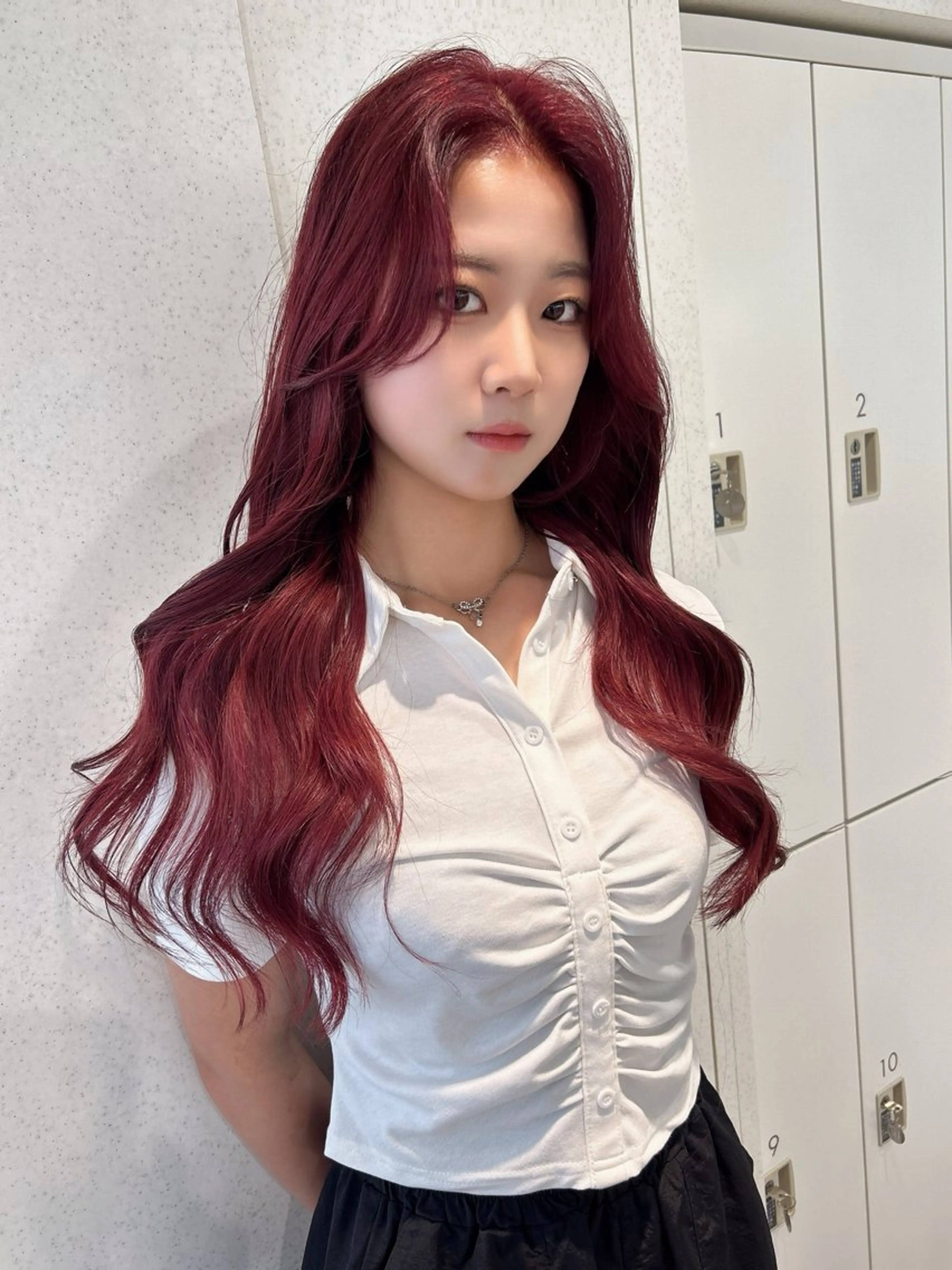 ロング カット ヘアカラー トリートメント 🤍YUKI 韓国 艶髪 🤍のヘアスタイル