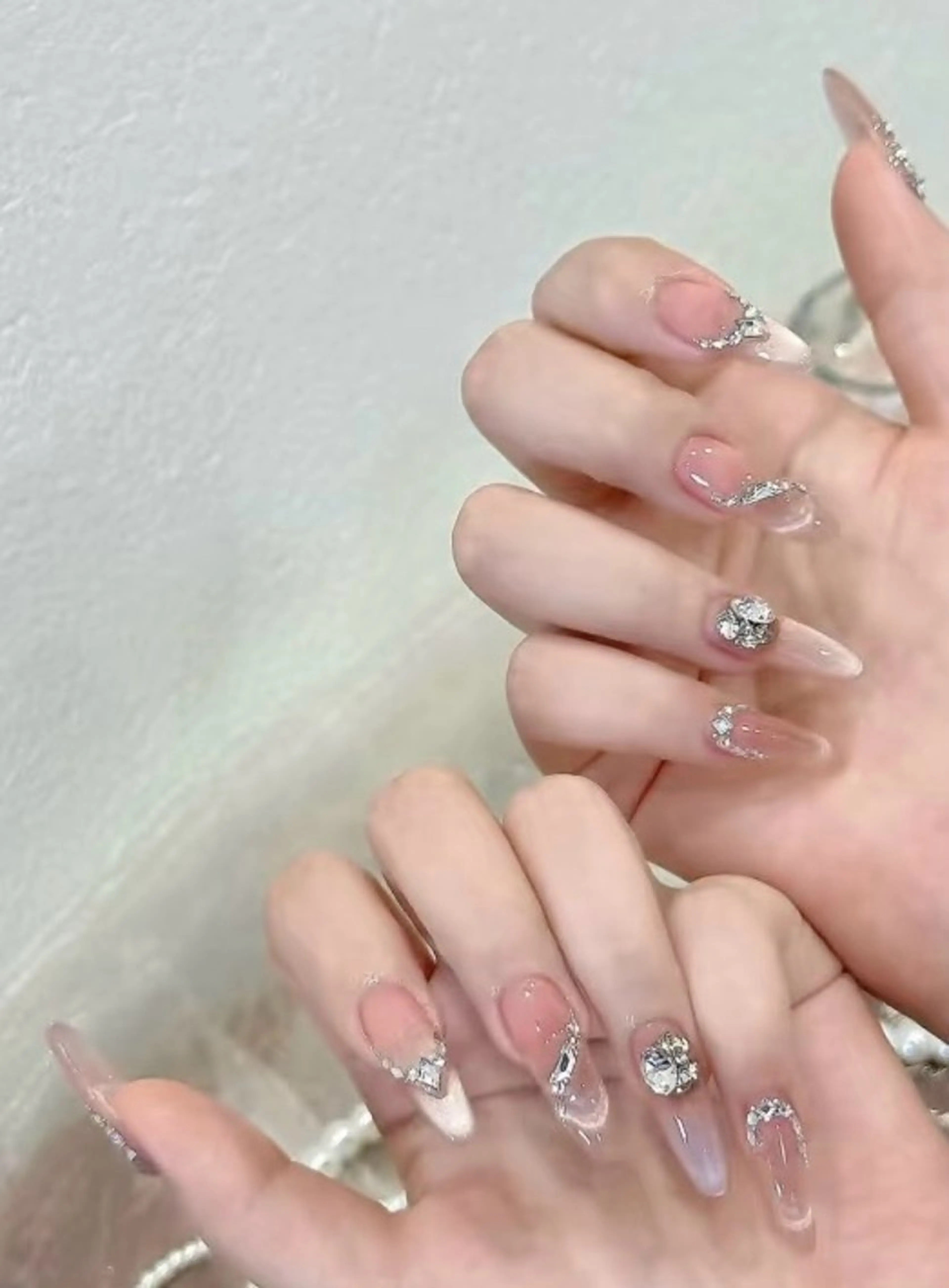 ネイル 高木 維麗絲のネイルデザイン