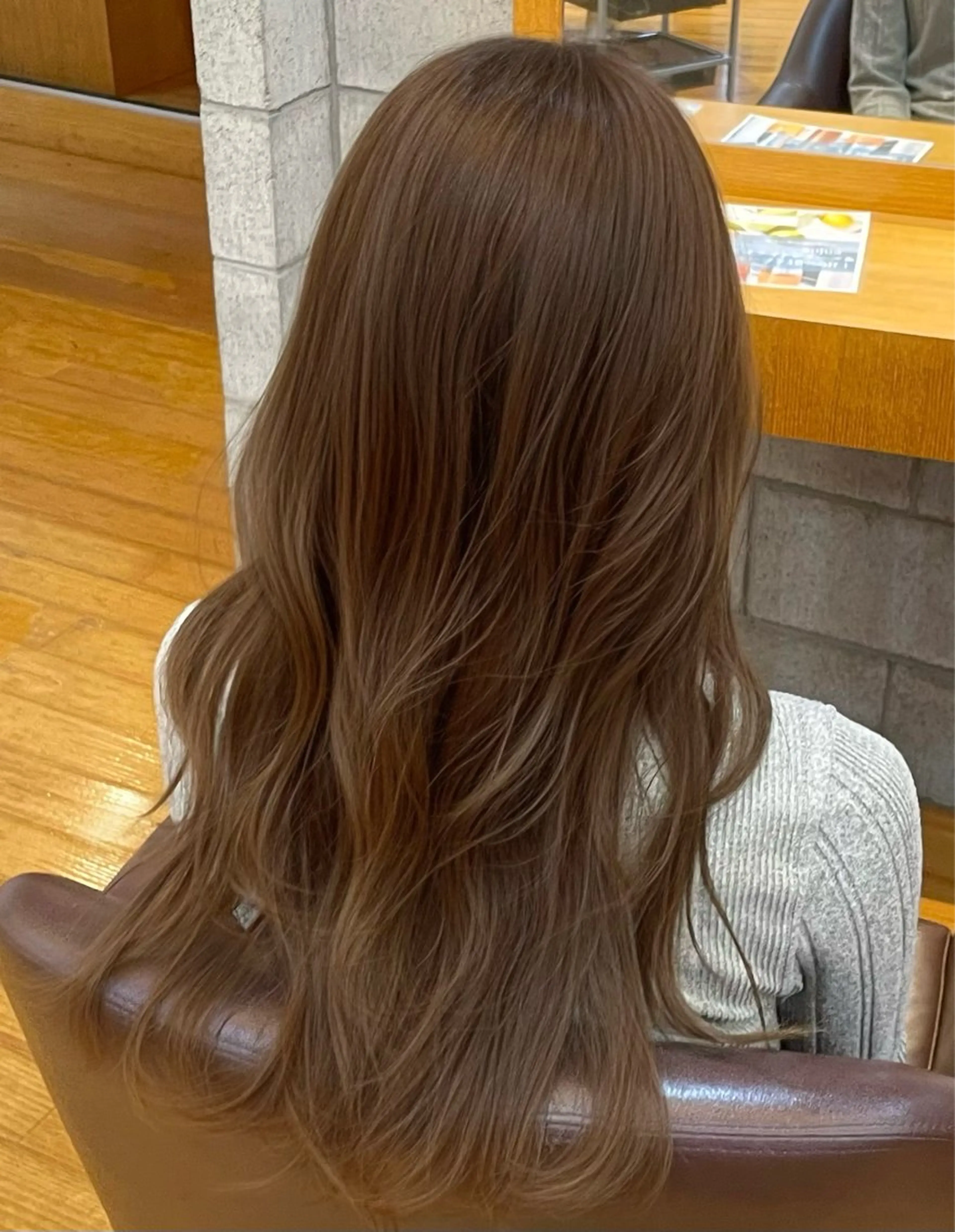 ロング カラー グレージュ トリートメント モテるブラウンカラー の達人Tomoyaのヘアスタイル
