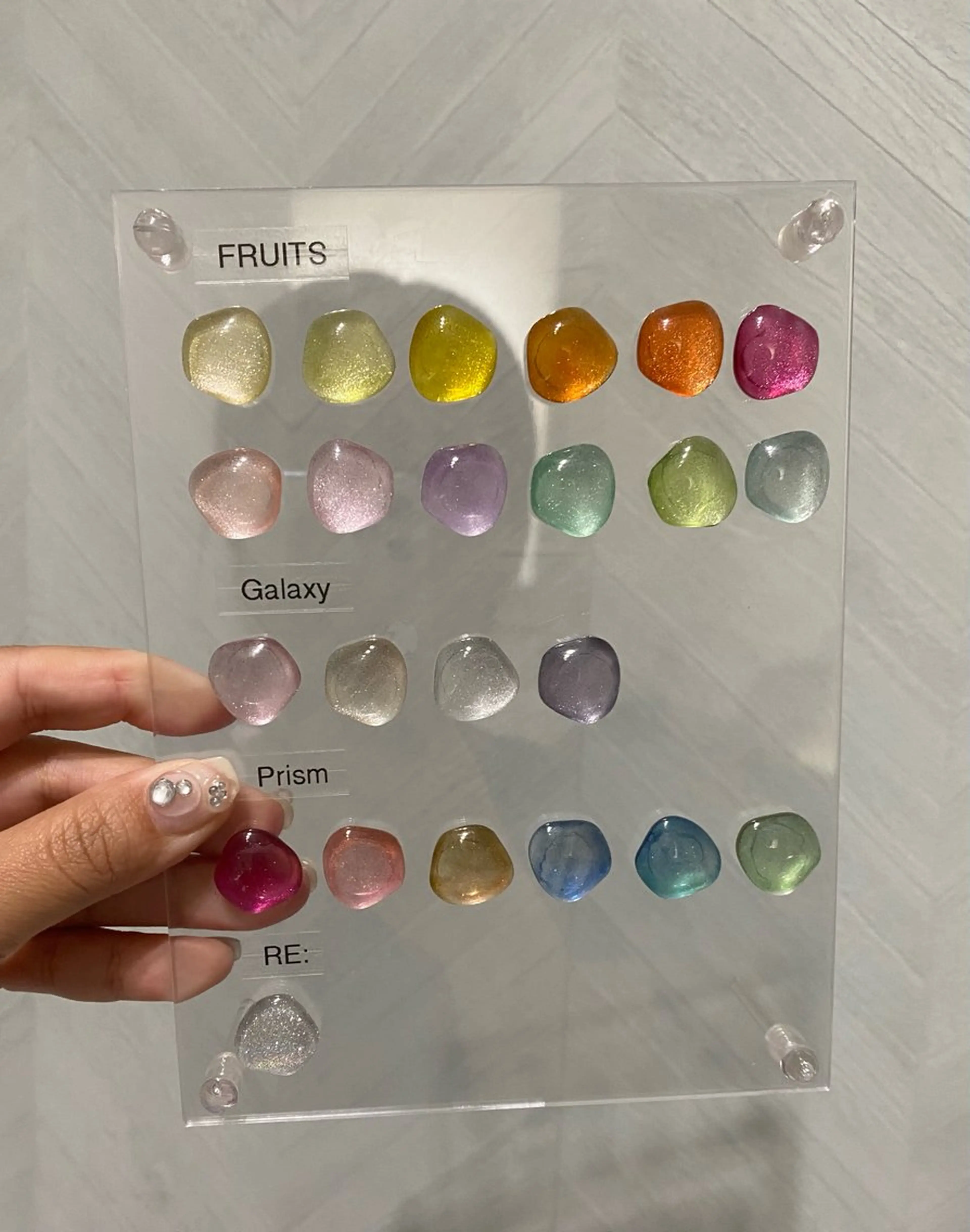 ネイル マグネットネイル 大東市ネイルサロン 【KYURA】ｷｭﾗのネイルデザイン