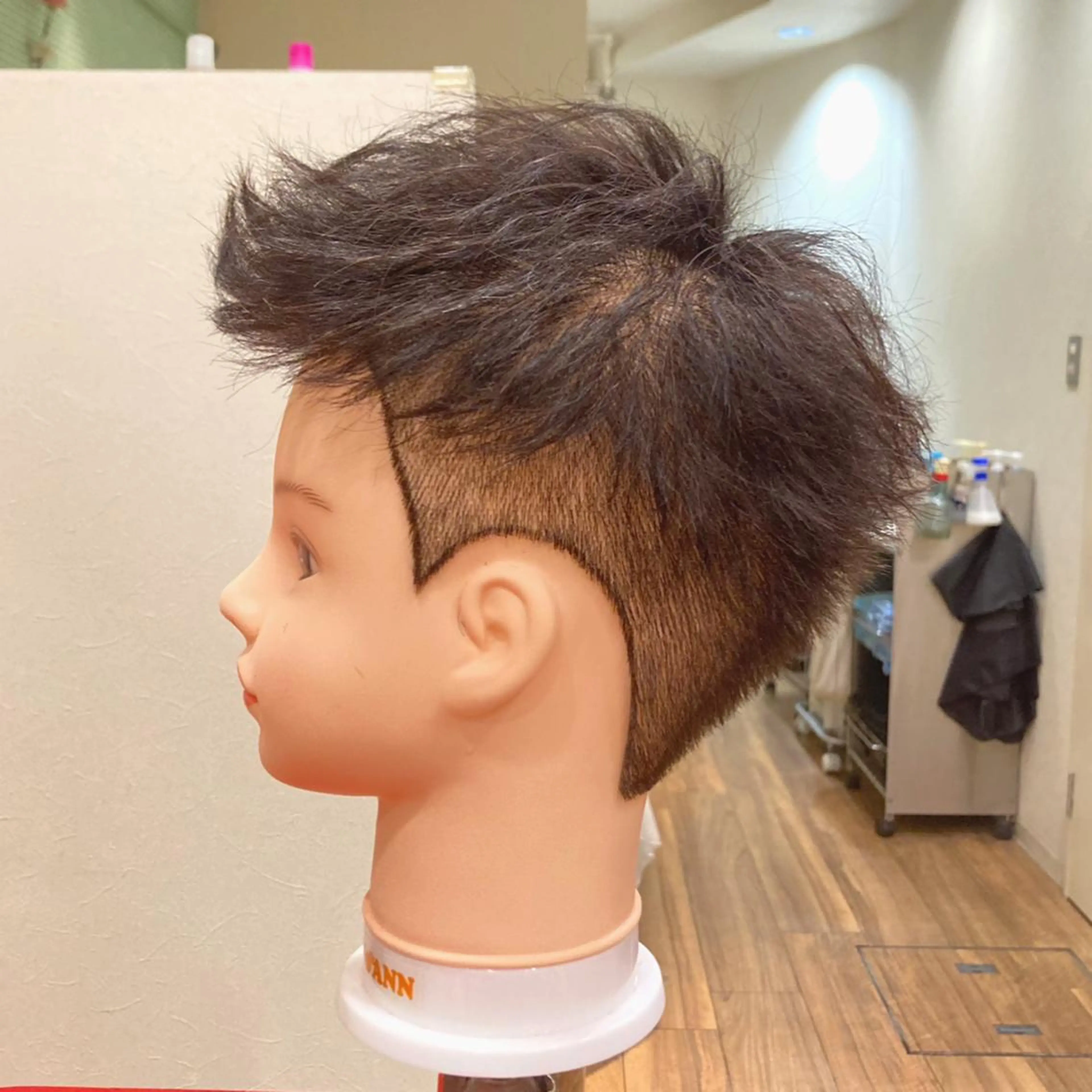 ショート メンズ 森山 雄太のヘアスタイル