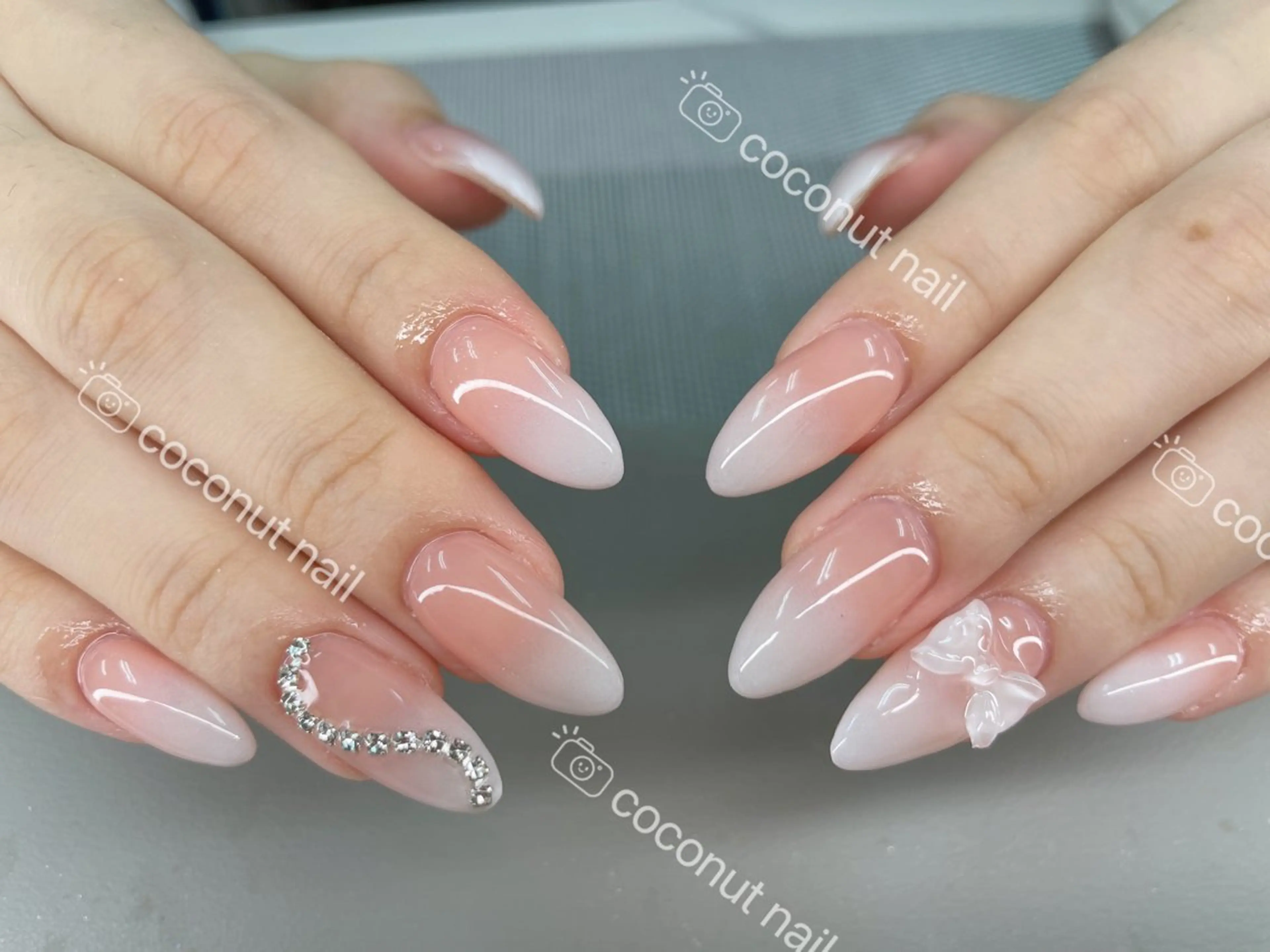 ネイル ハンドネイル 神田 ココナッツのネイルデザイン