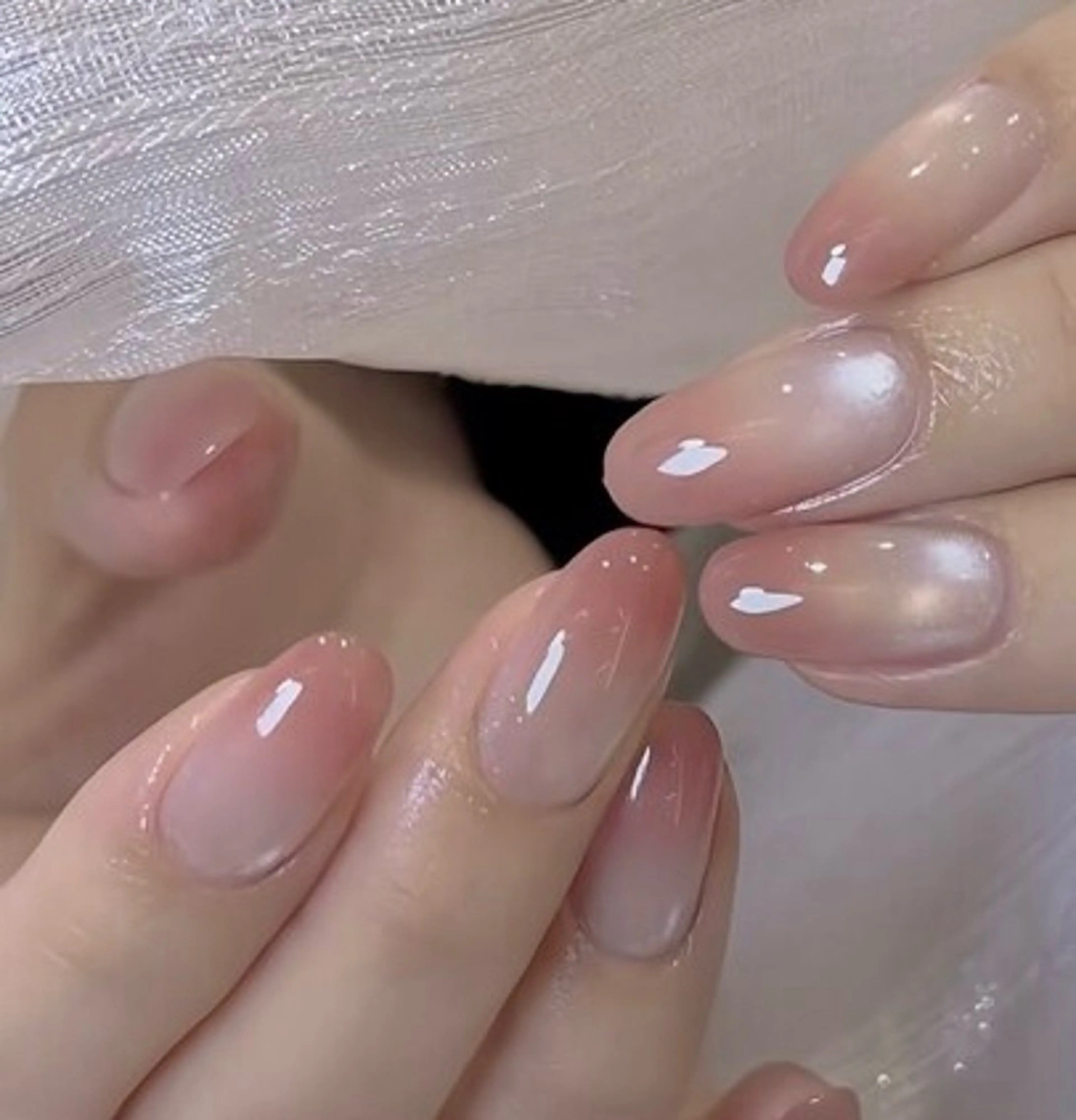 ネイル グラデーション キラキラネイル 韓国ネイル マグネットネイル オフィスネイル Anela 池袋 💅yuriのネイルデザイン