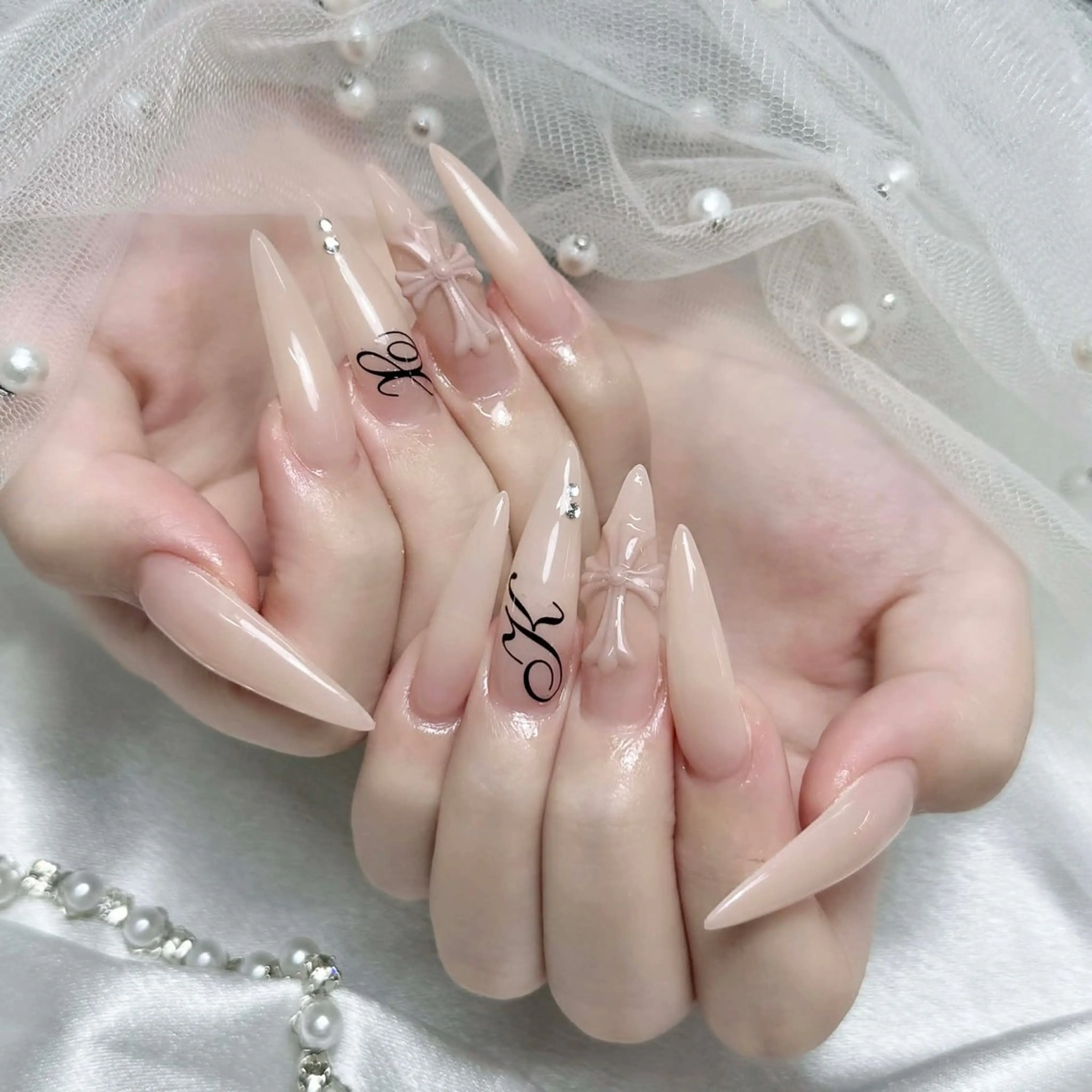 🉐【期間限定】8250円🉐10本チップ長さだし♪クロスモールド☆4個付き✨の写真