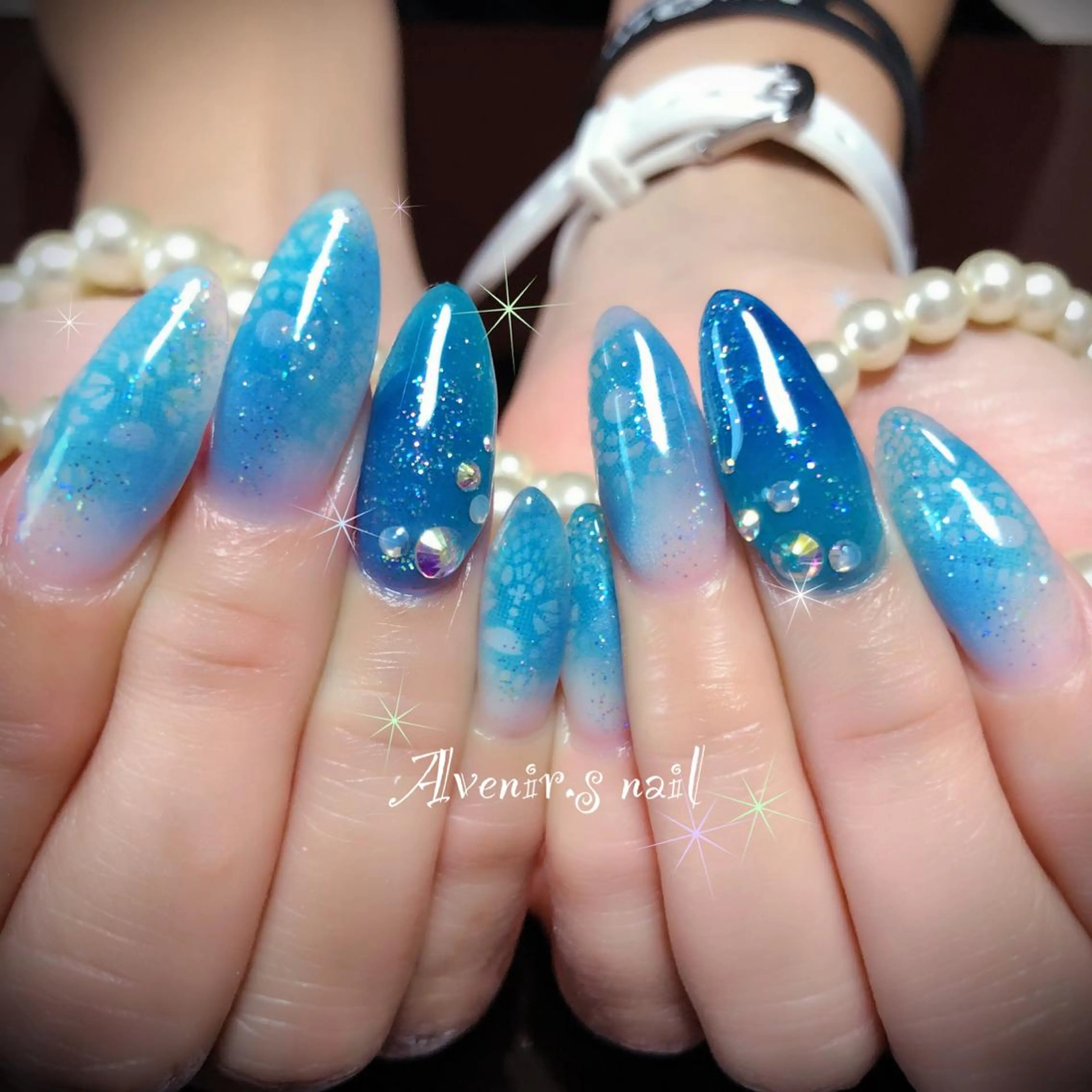 ネイル レース Home Salon Avenir.のネイルデザイン