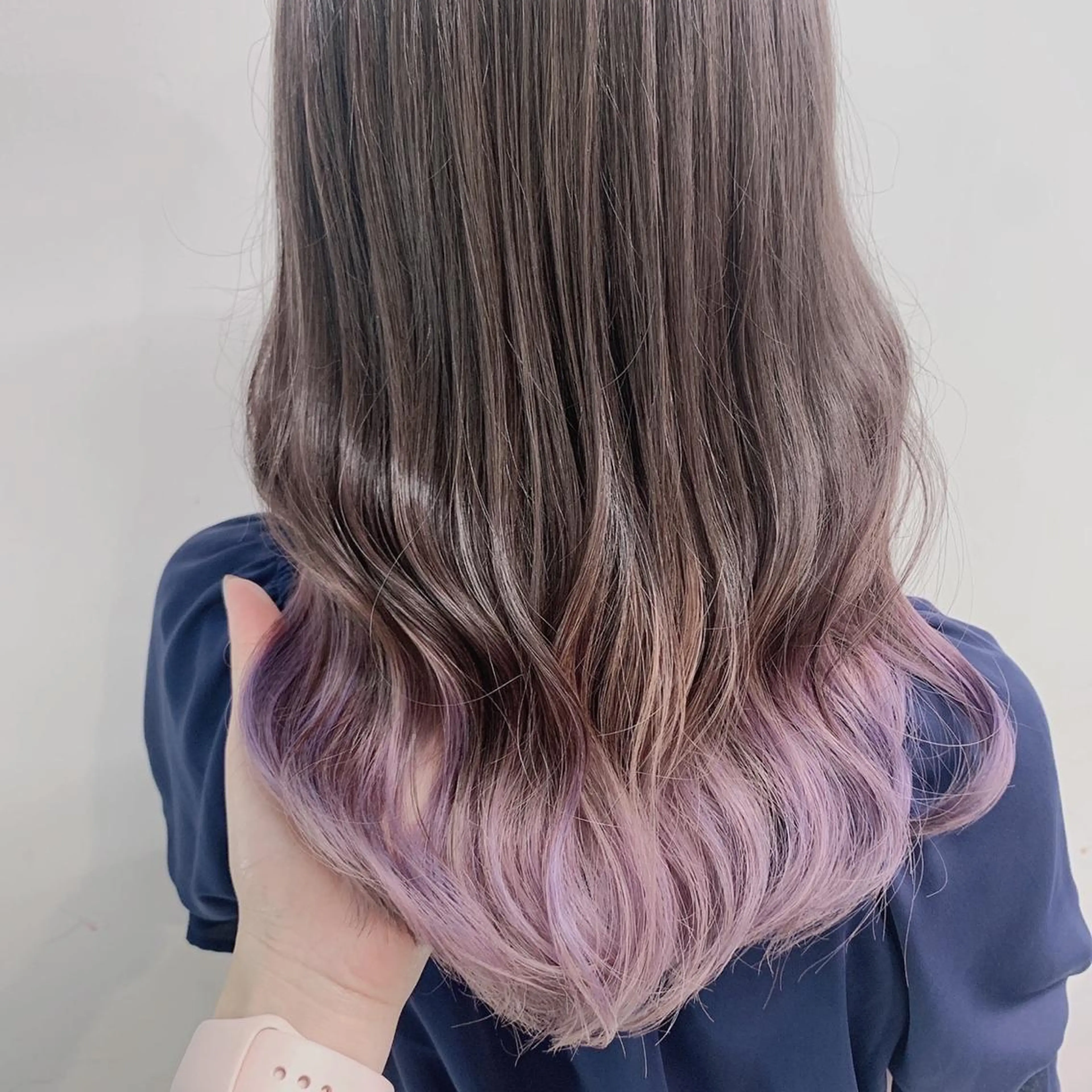 セミロング カラー 🪄池袋ハイトーン 🪄ブリーチカラーのヘアスタイル