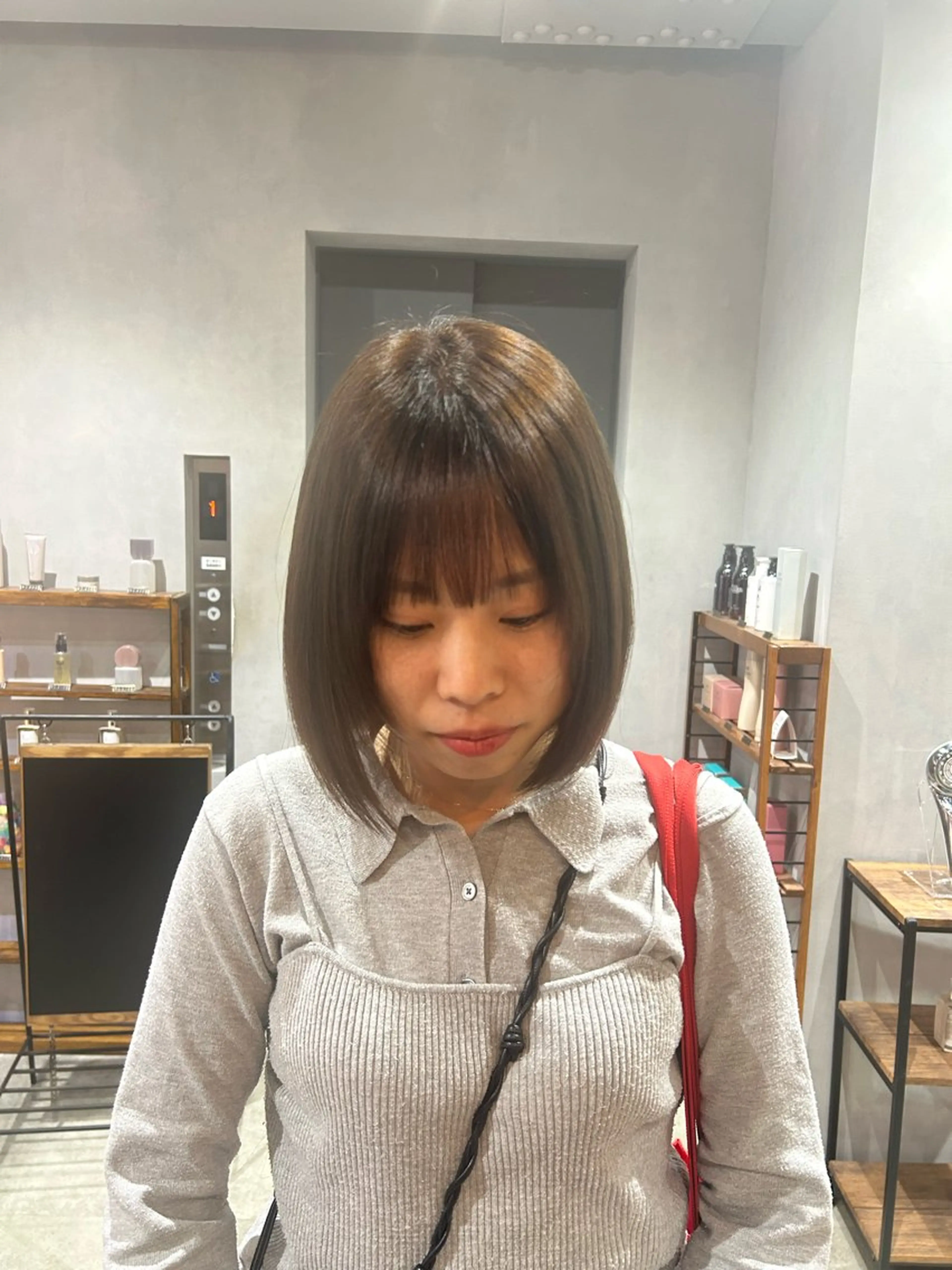 ミディアム ヘアカラー トリートメント おしゃれボブ/暖色 カラー🧶いろはのヘアスタイル