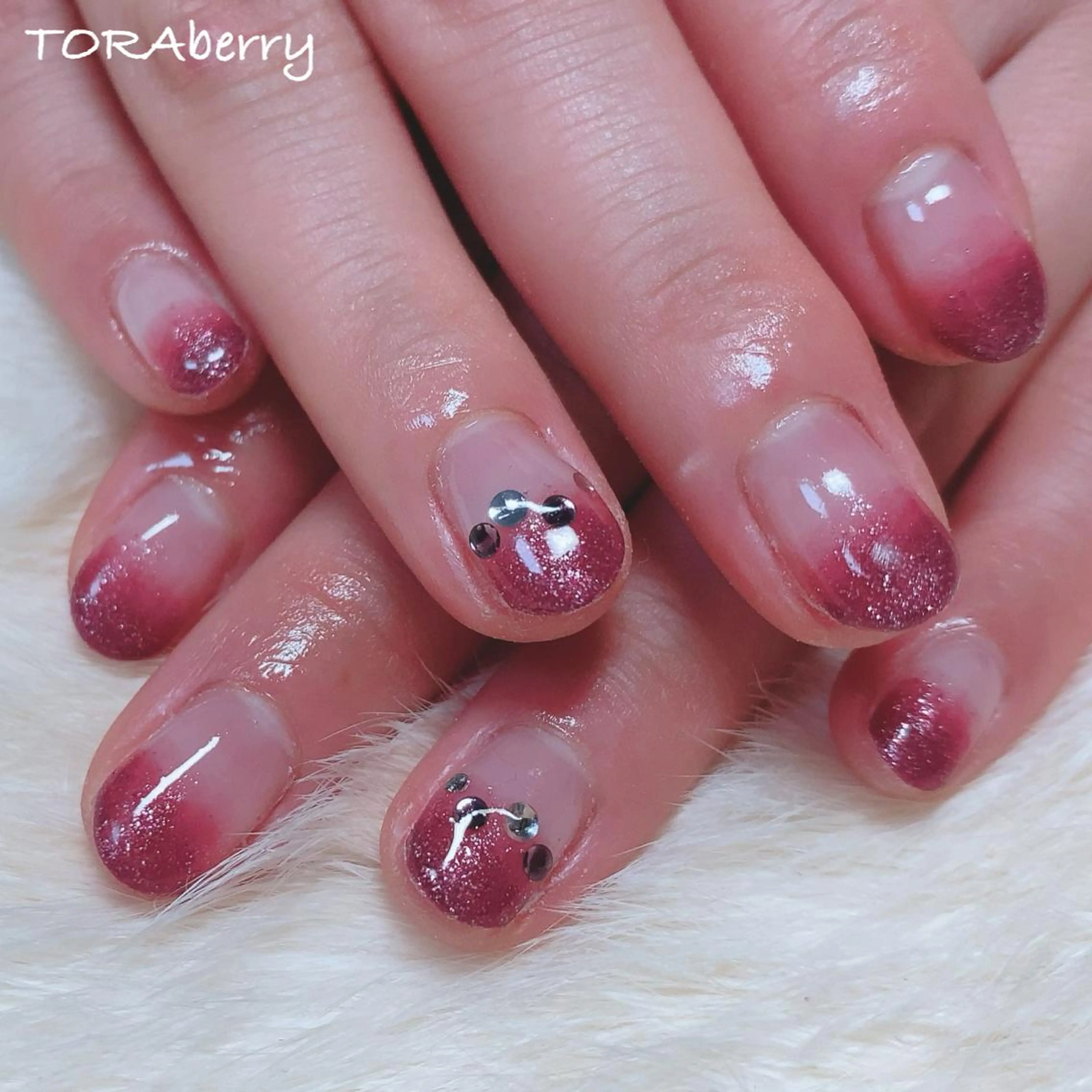 ネイル ネイリスト なつみのネイルデザイン