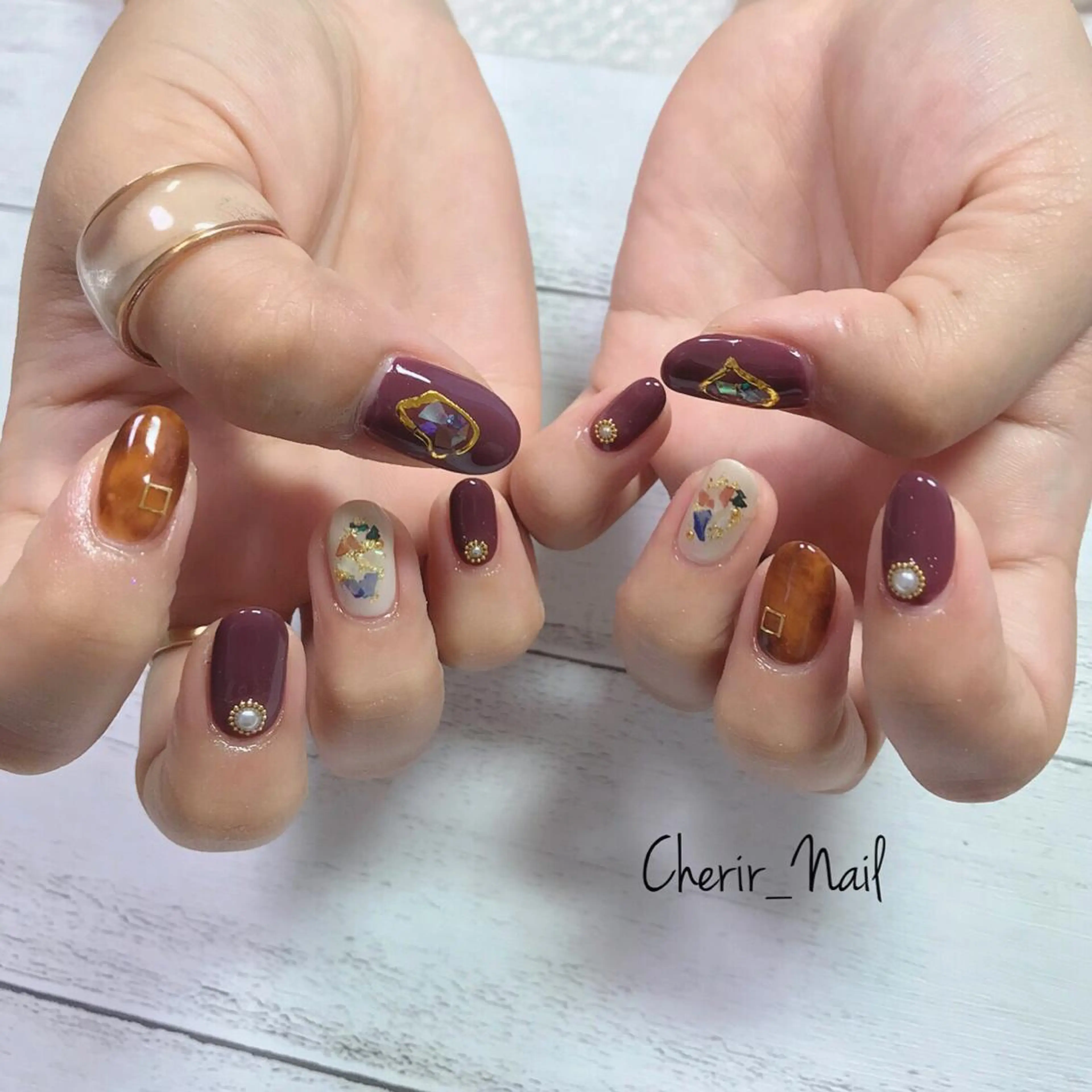 ネイル アートネイル べっ甲ネイル ブラウン 大理石ネイル(マーブル) ニュアンスネイル Cherirnail kaoriのネイルデザイン