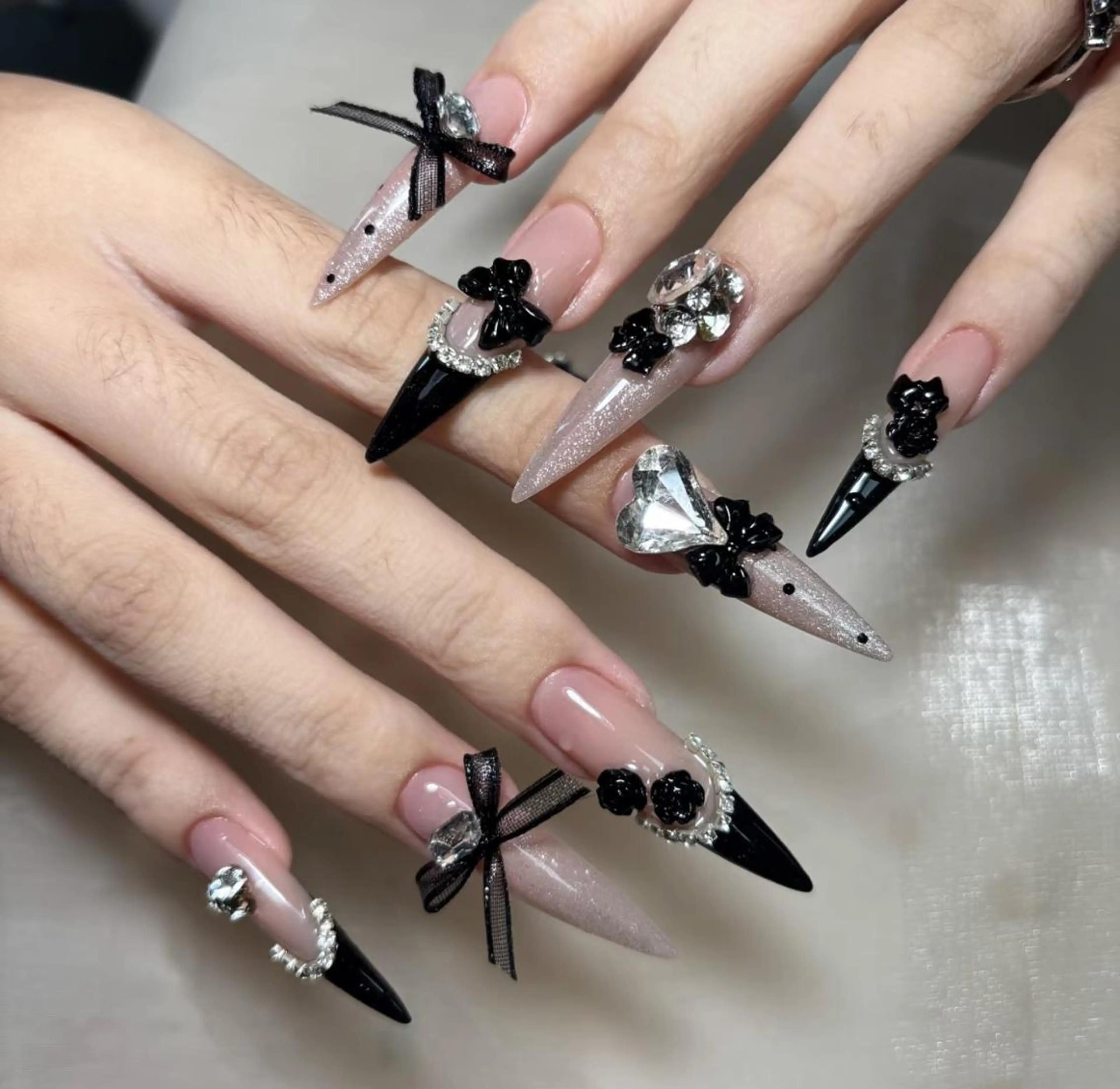 ネイル ハンドネイル ハンドケア 🍑 momo_nailのネイルデザイン