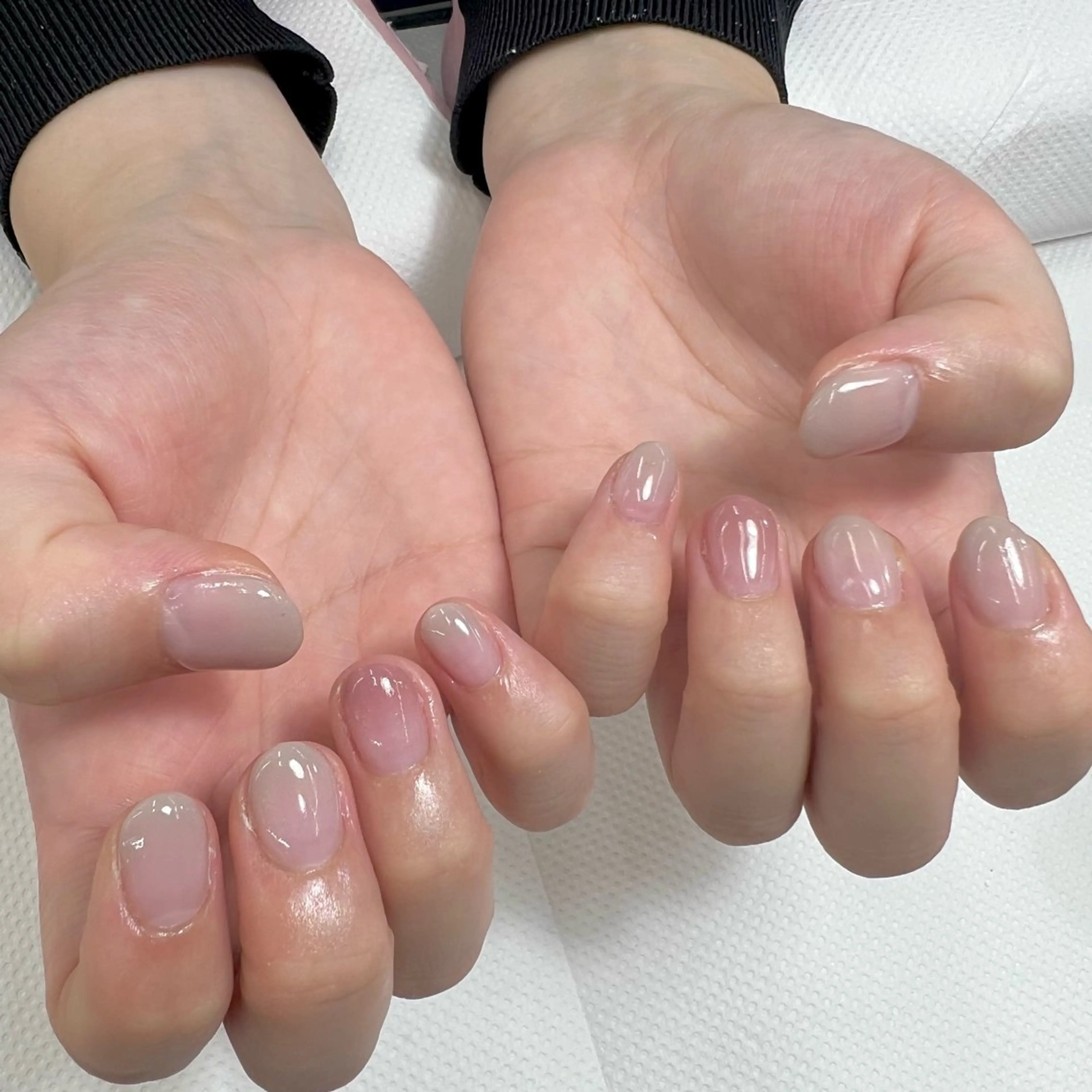 ネイル オフィスネイル 【MAXKELLY】 KOBIKI🐾のネイルデザイン