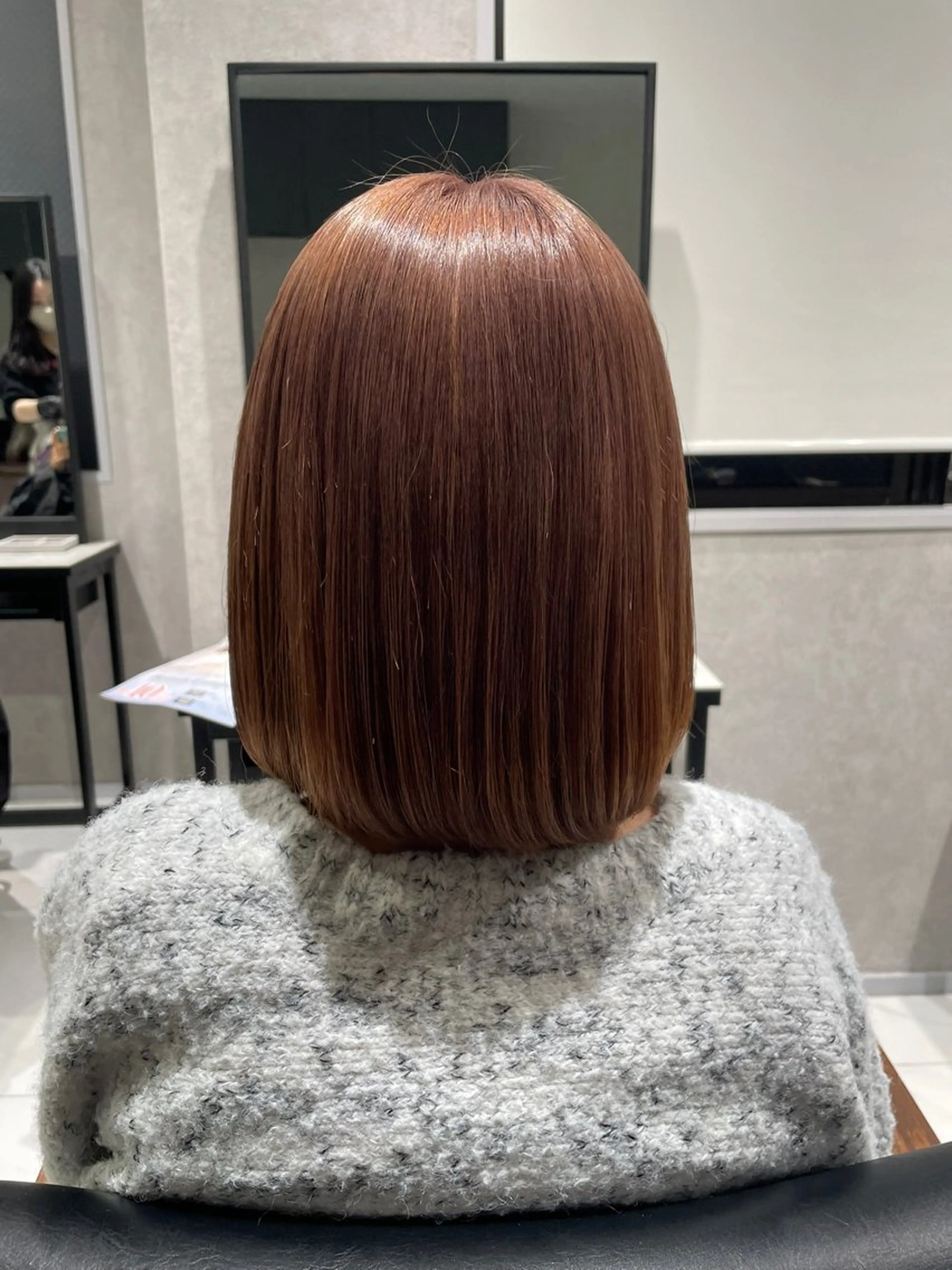 ショート ヘアカラー 艶ブラウン/赤み消し /盛れる顔周りのマツエク・マツパデザイン