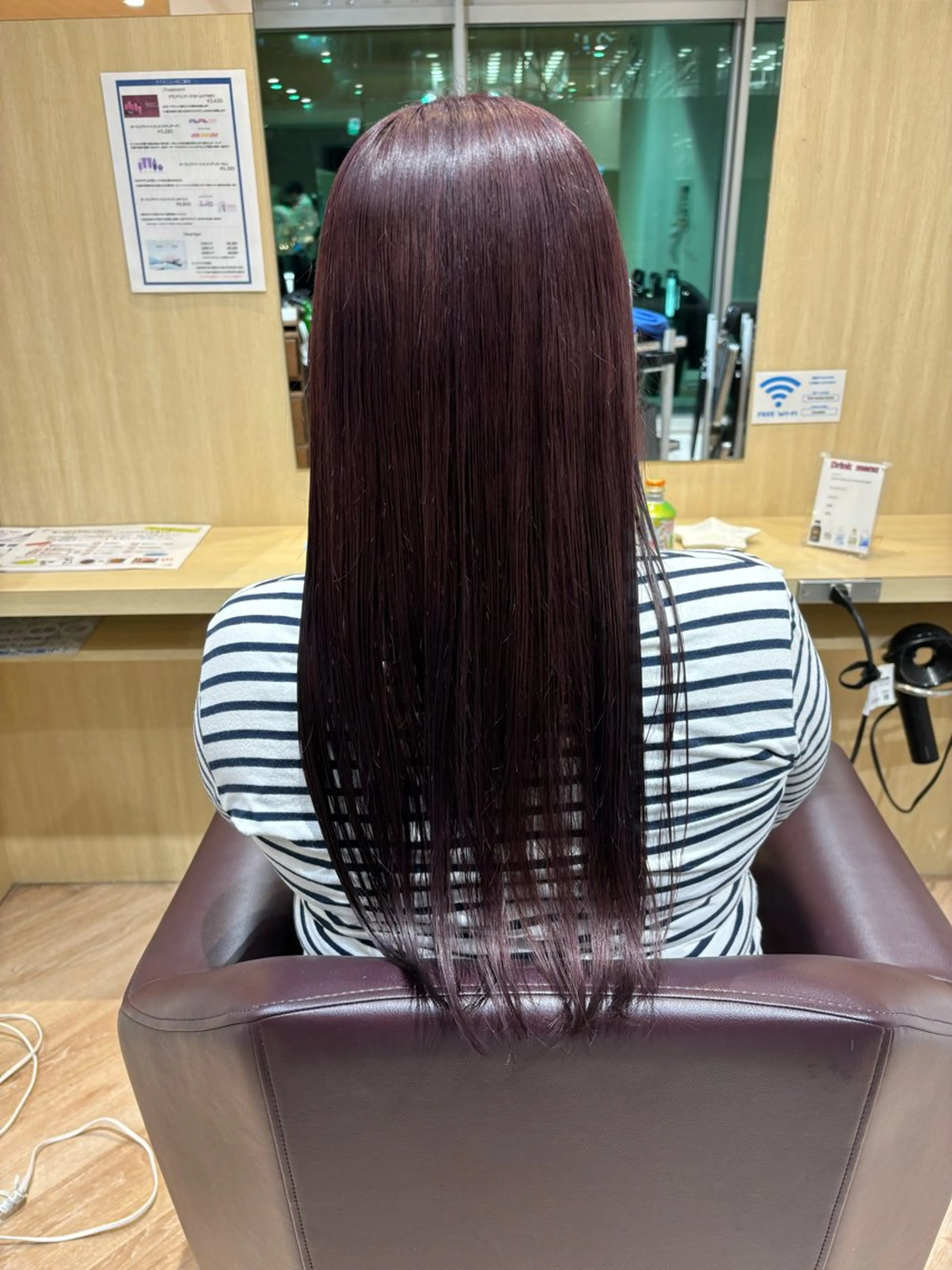 ロング カラー ゆい/パーマ/レイヤ ー/似合わせカラーのヘアスタイル