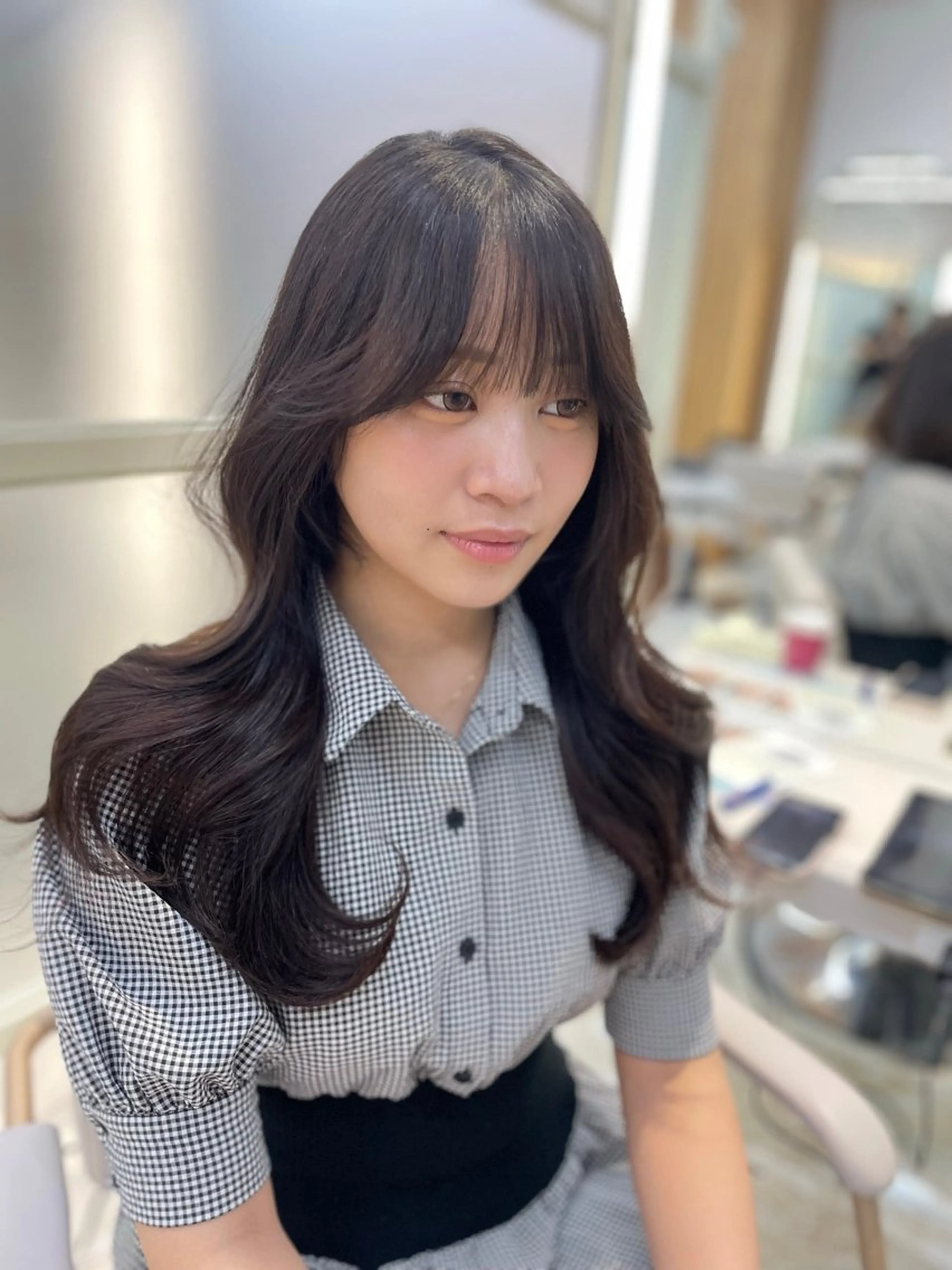 ミディアム レイヤー/顔周り /透明感/TAKUのヘアスタイル