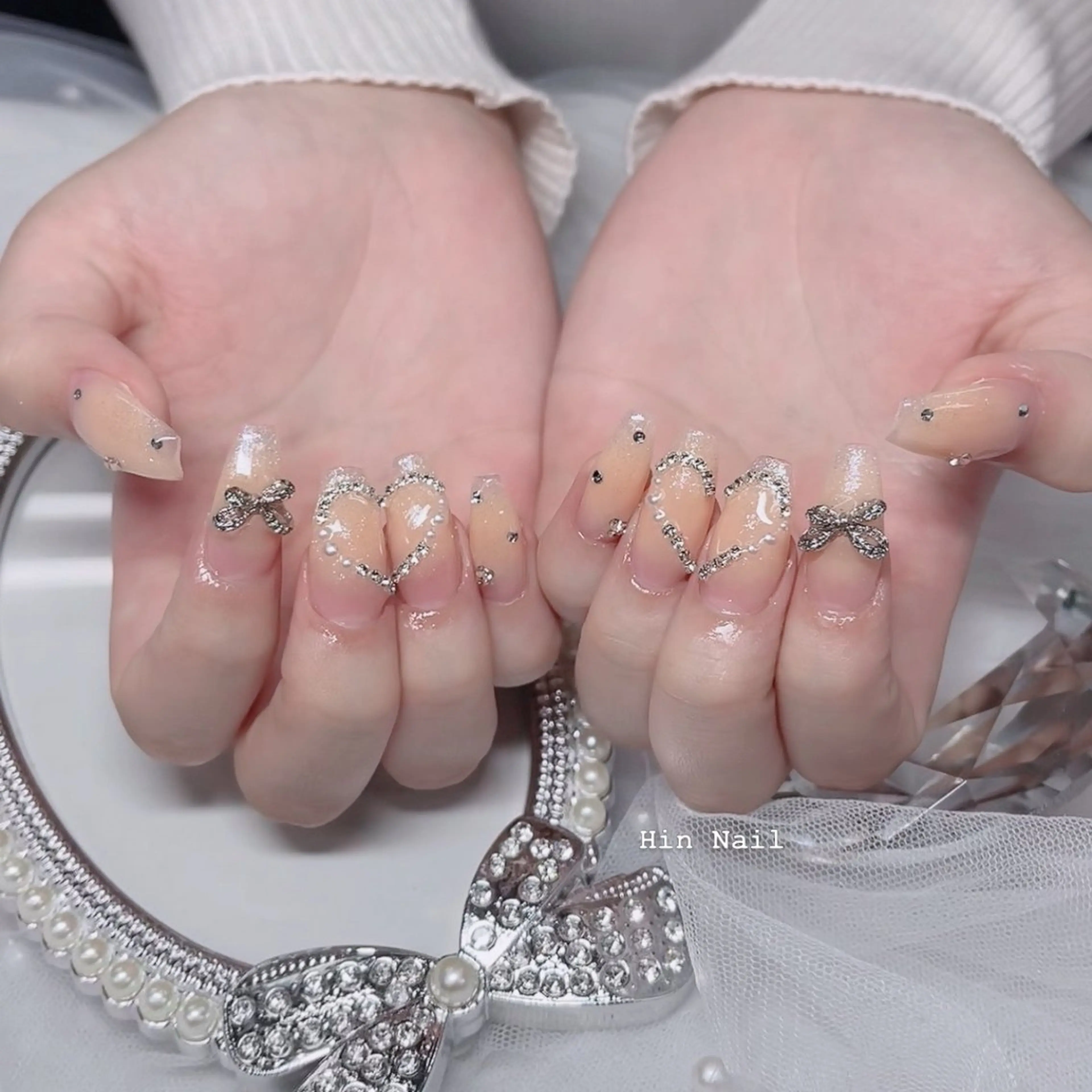 ネイル ハンドネイル HIN NAILのネイルデザイン