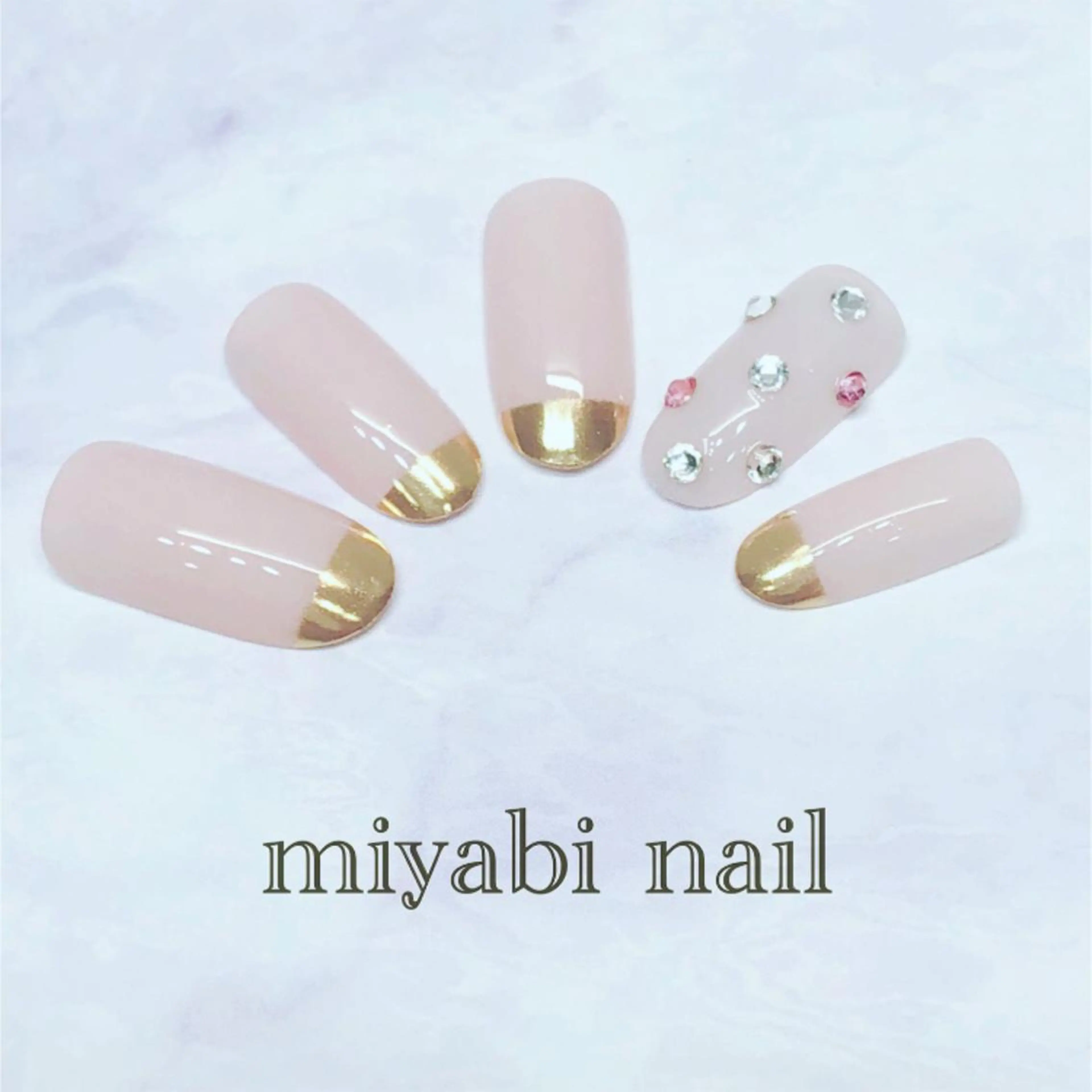 ネイル ゴールド ミラーネイル miyabi nail 桂川駅近くのネイルデザイン