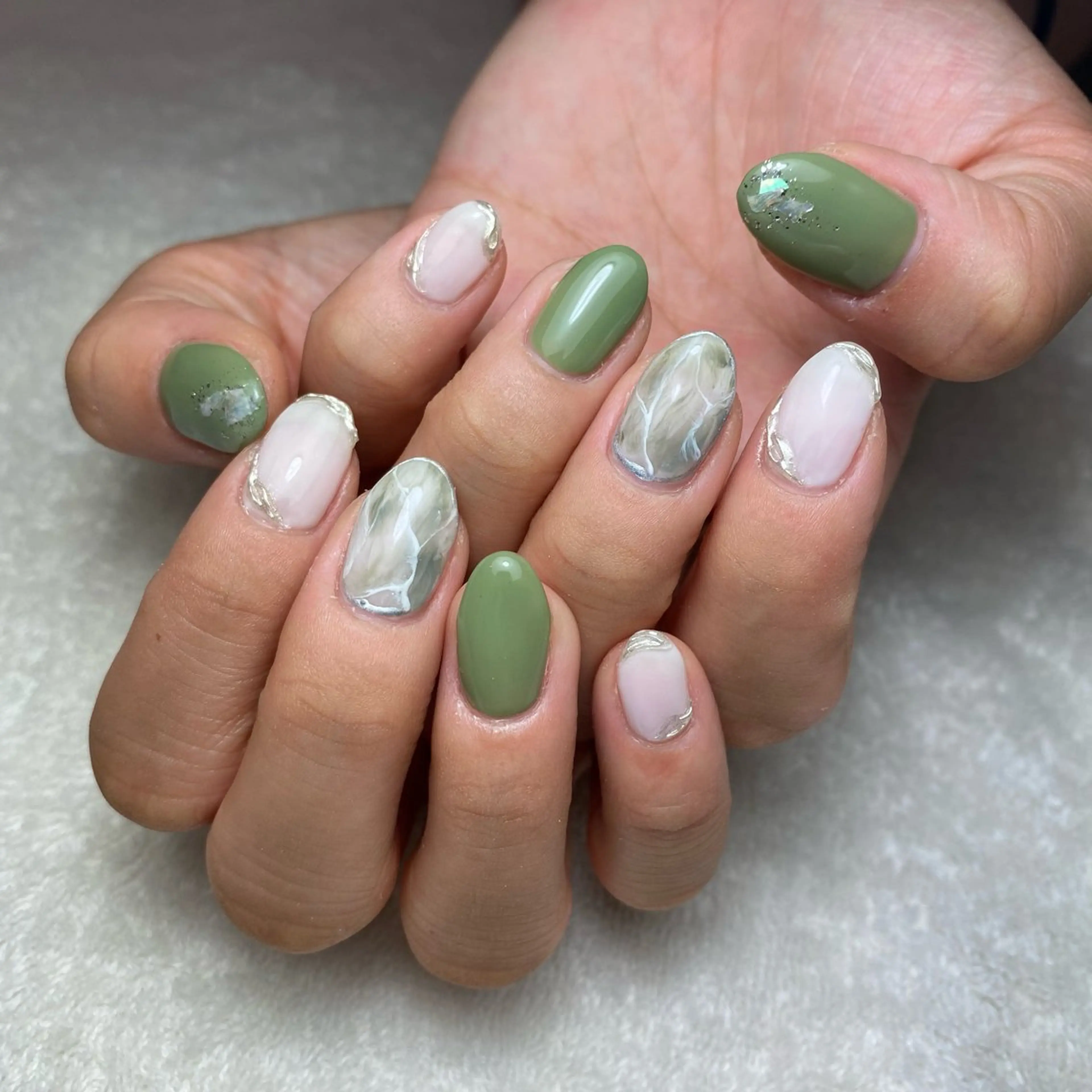 ネイル ミラーネイル ハンドネイル COCO +のエステ・リラクイメージ