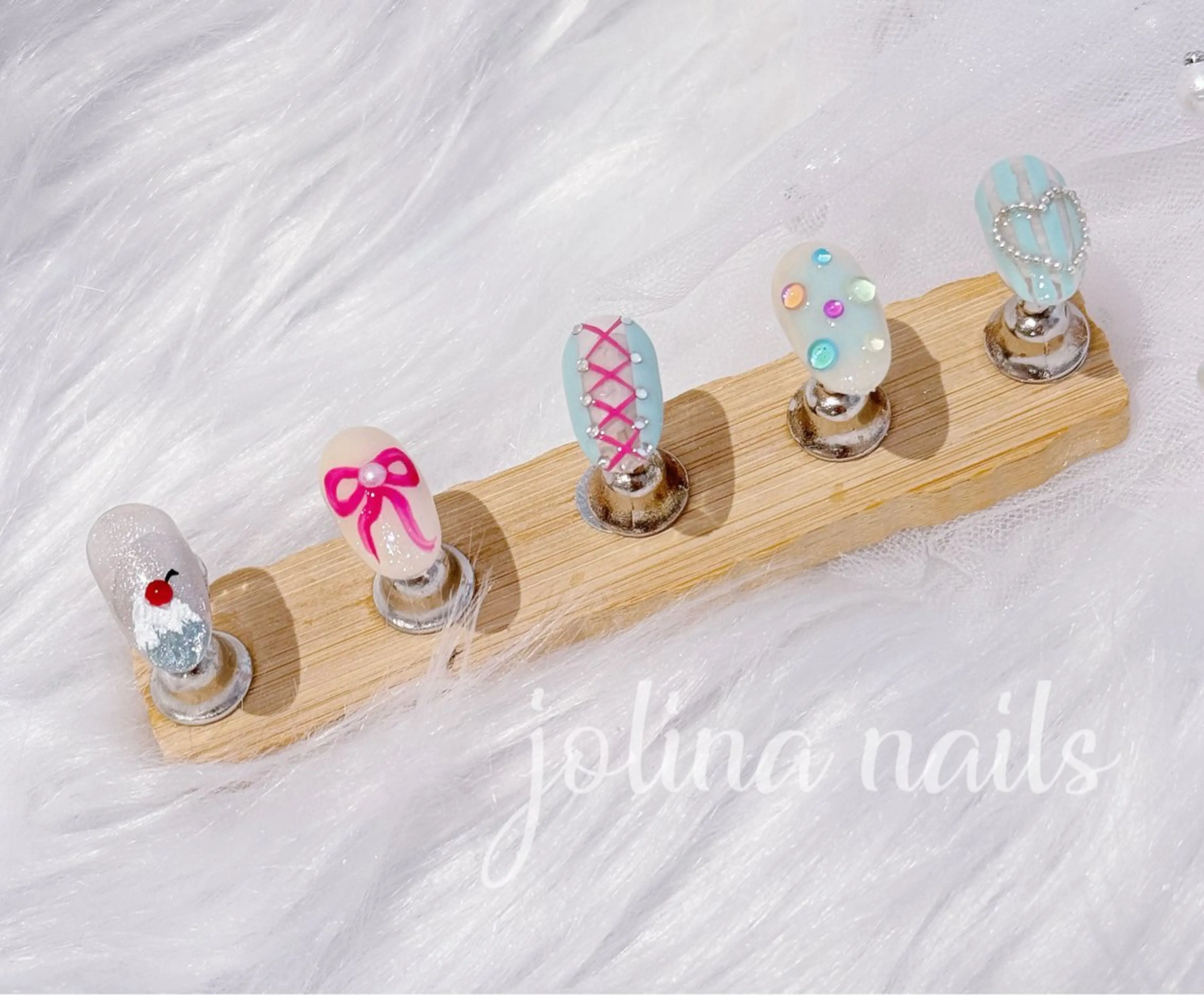 ネイル 韓国ネイル ハンドネイル jolina nails鶴見店のネイルデザイン