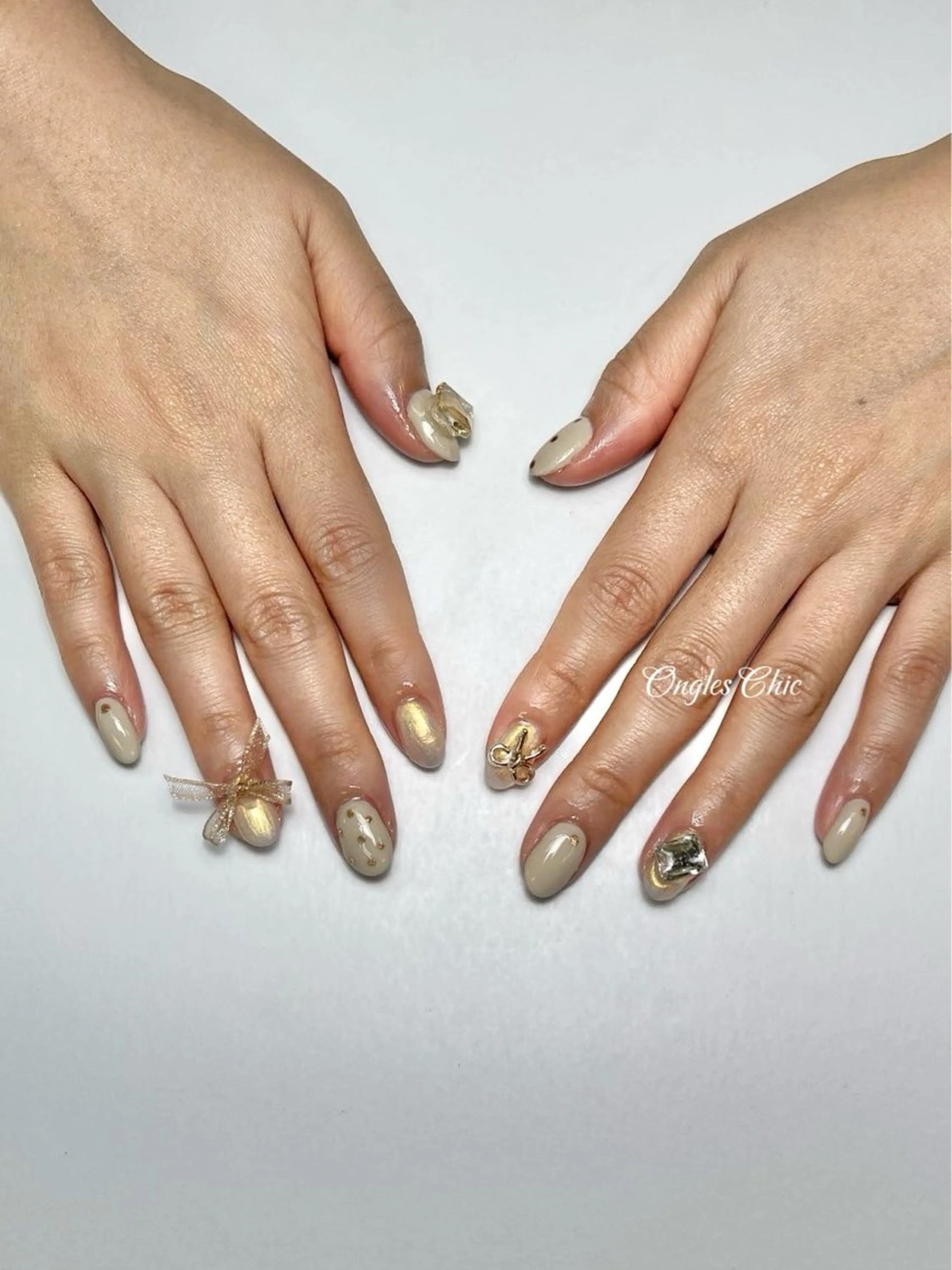 ネイル ハンドネイル ongles chicのネイルデザイン