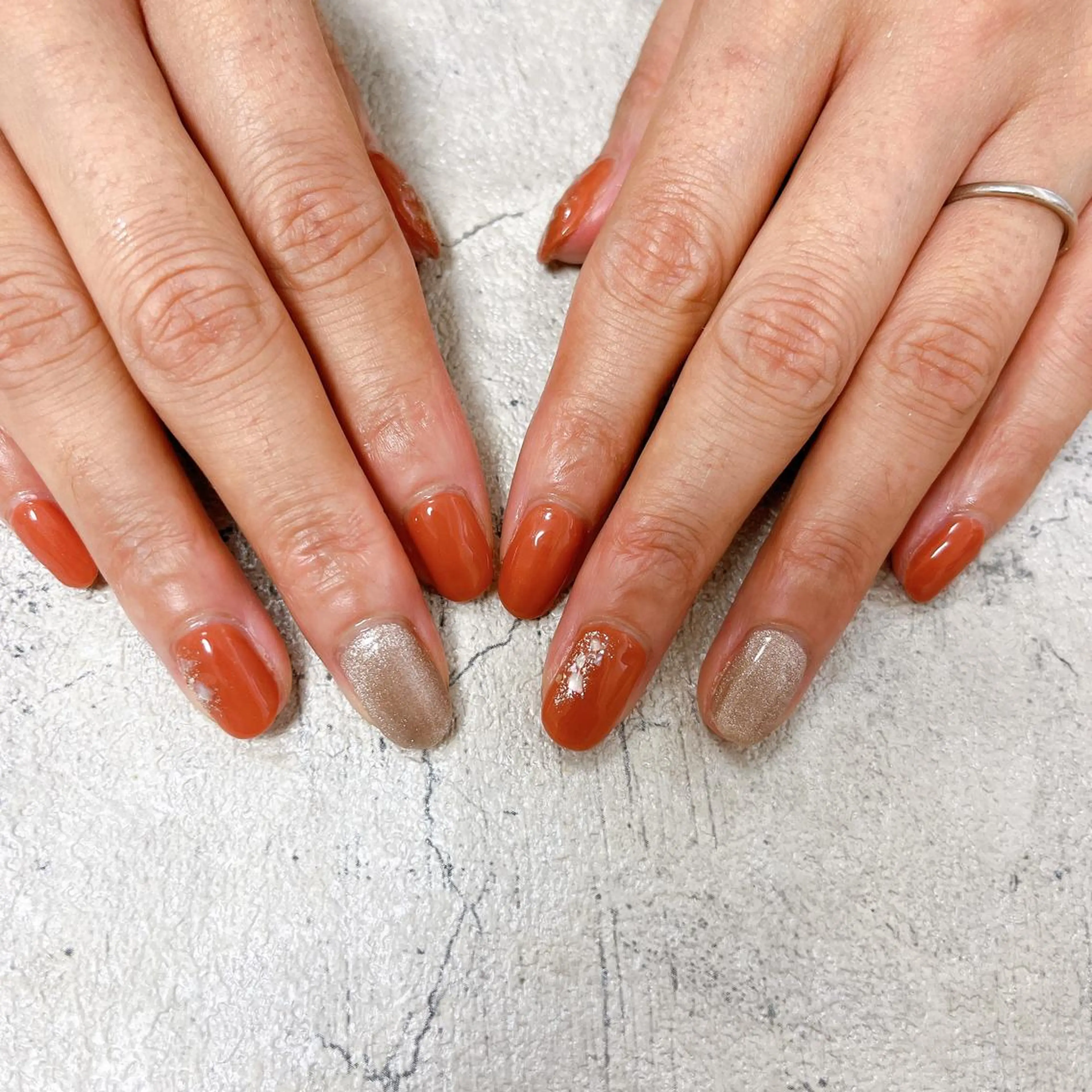 ネイル オーロラネイル フラワーネイル フットネイル フレンチネイル ジェルネイル mogunail &blowのネイルデザイン