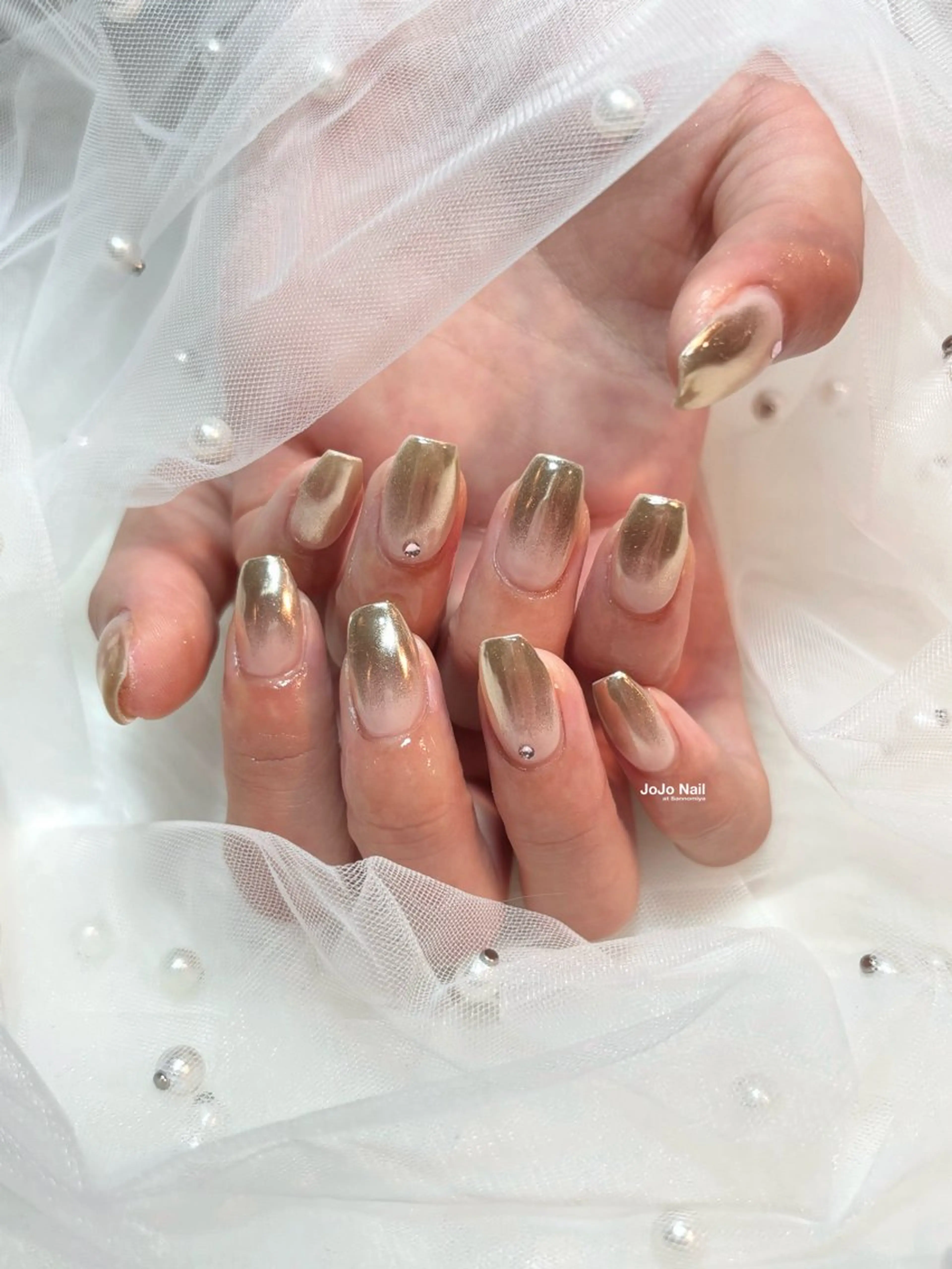 ネイル ミラーネイル ピンク ストーンネイル ハンドネイル SERINA.K /JOJO@三宮のネイルデザイン