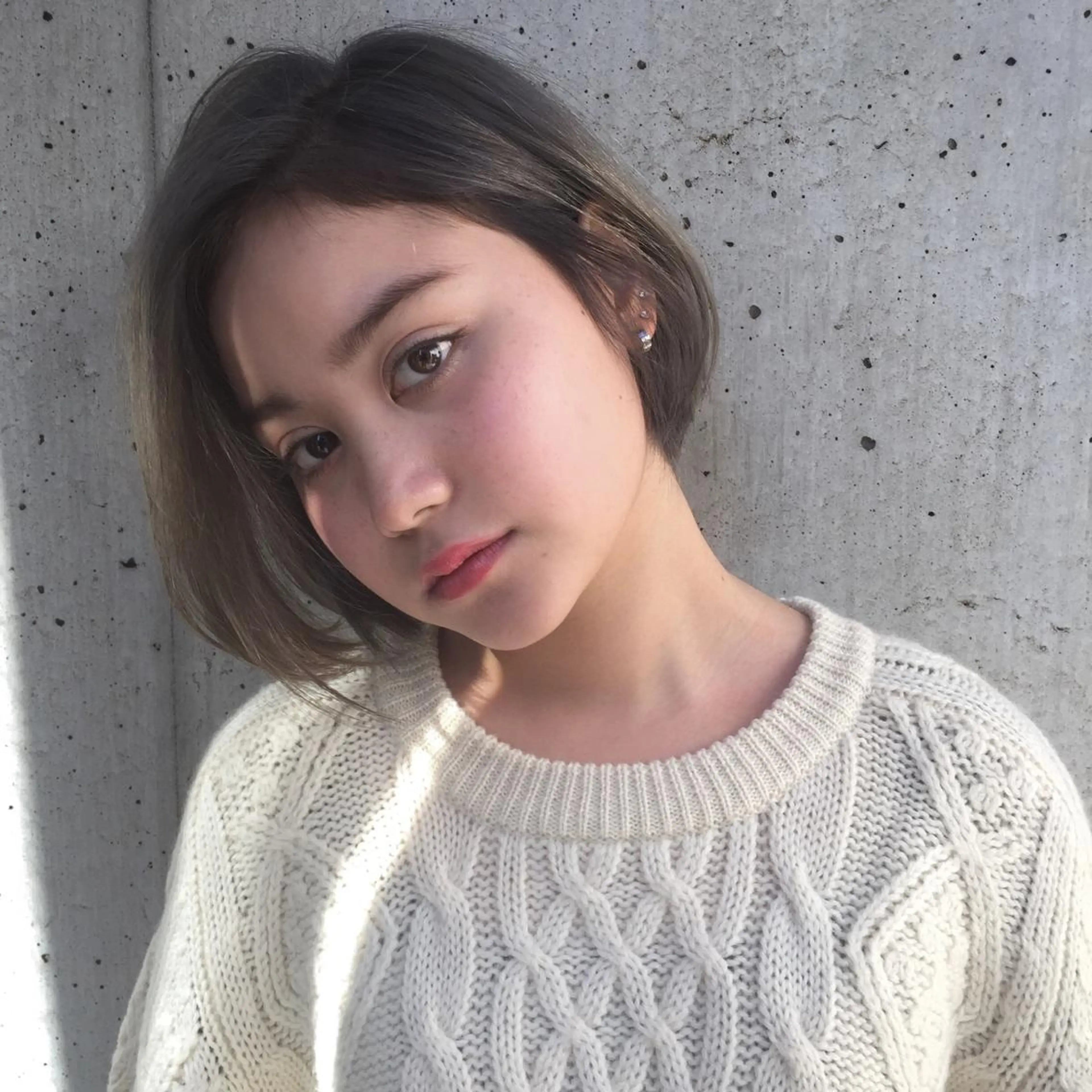 ショート ミディアム セミロング ロング カラー パーマ ヘアアレンジ メンズ キッズ ネイル マツエク・マツパ メンズブリーチ メンズハイライト メンズハイトーン メンズインナーカラー アッシュ 韓国風×透明感カラー 髪質改善オタベシンヤのヘアスタイル