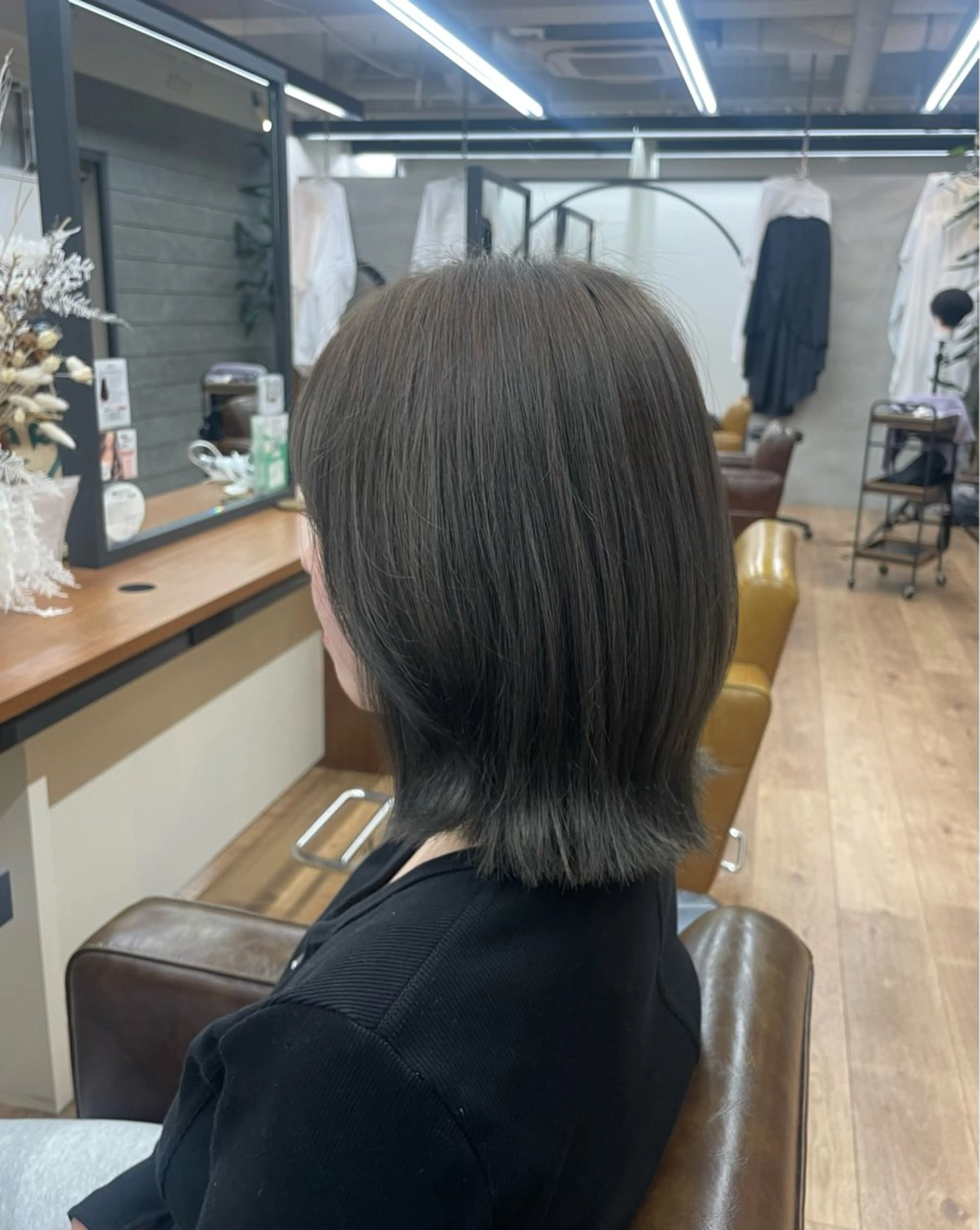 ミディアム カラー ヘアアレンジ ブリーチ ヘアカラー 神田 優愛のヘアスタイル