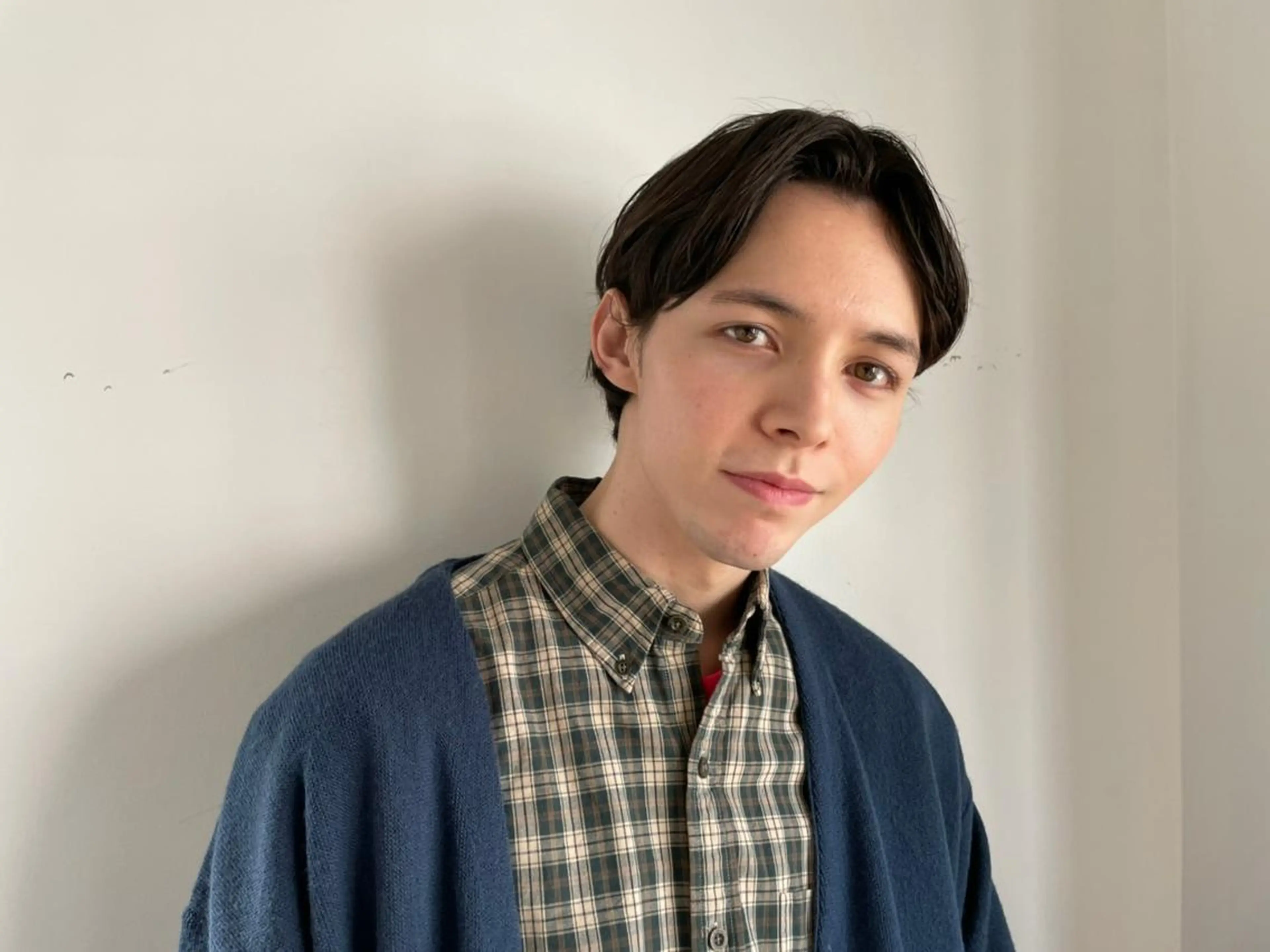 ショート メンズ パーマ カラー ショートボブ メンズブリーチ メンズハイライト メンズインナーカラー メンズ韓国風 カット パーマ CEINE PATHのヘアスタイル