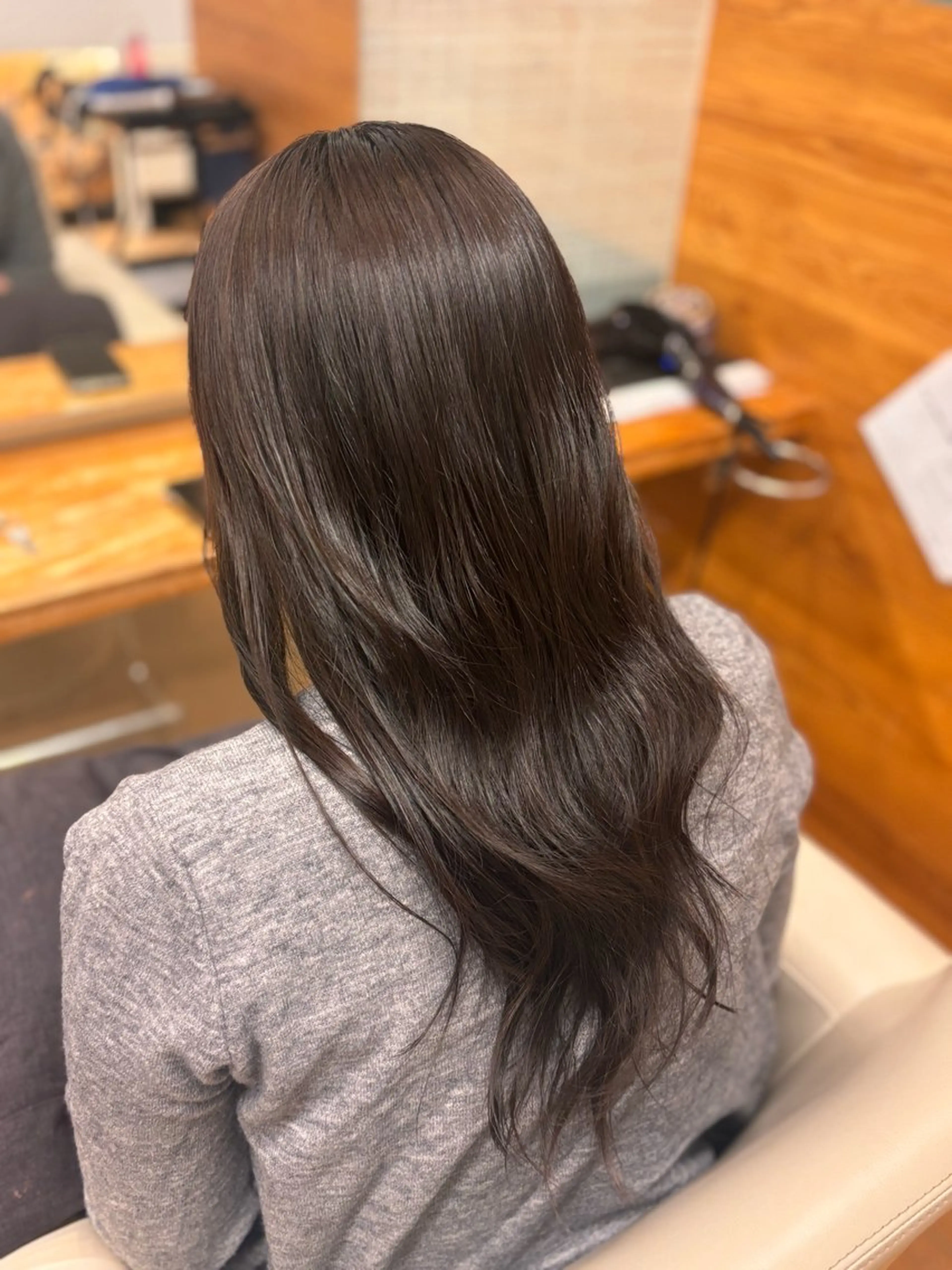 ロング カラー 透明感カラー 高橋 杏梓のヘアスタイル