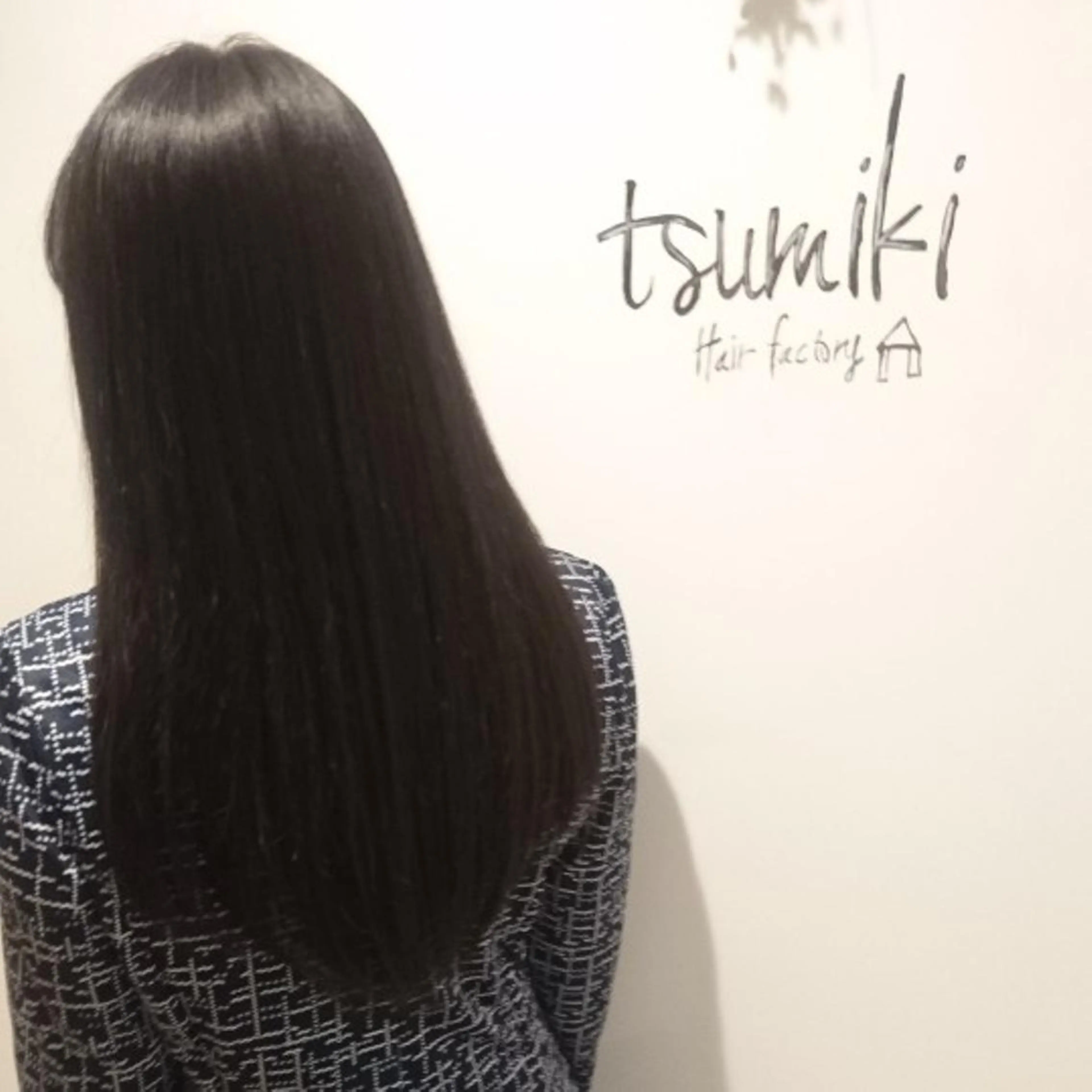 セミロング パーマ ストレートパーマ カット 縮毛矯正 大人ショートのスペシ ャリスト✨️井上雄輝のヘアスタイル