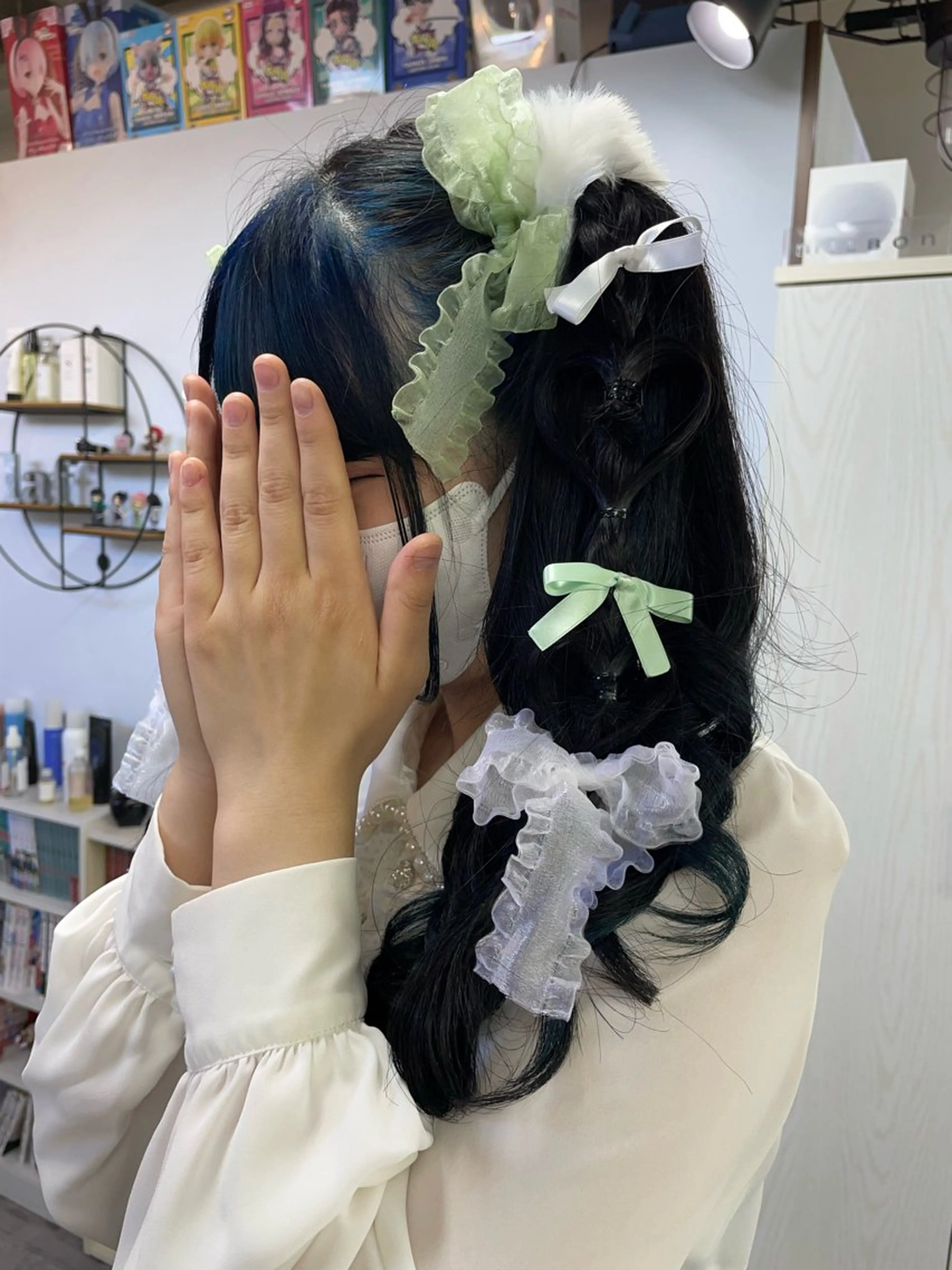 ロング ヘアアレンジ オノ アカネのヘアスタイル