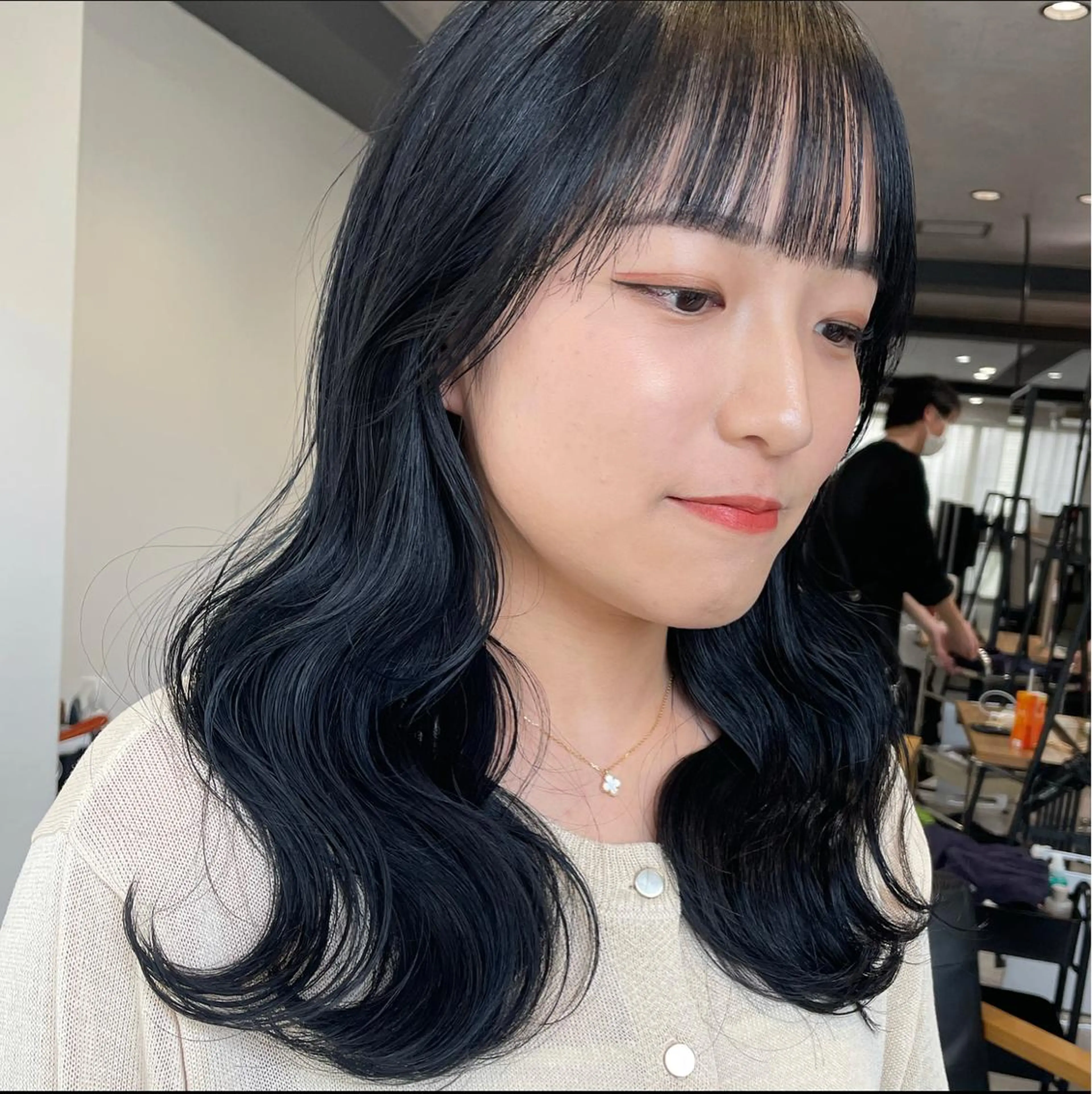 ミディアム ハイトーンイヤ リングカラー清水隆央のヘアスタイル