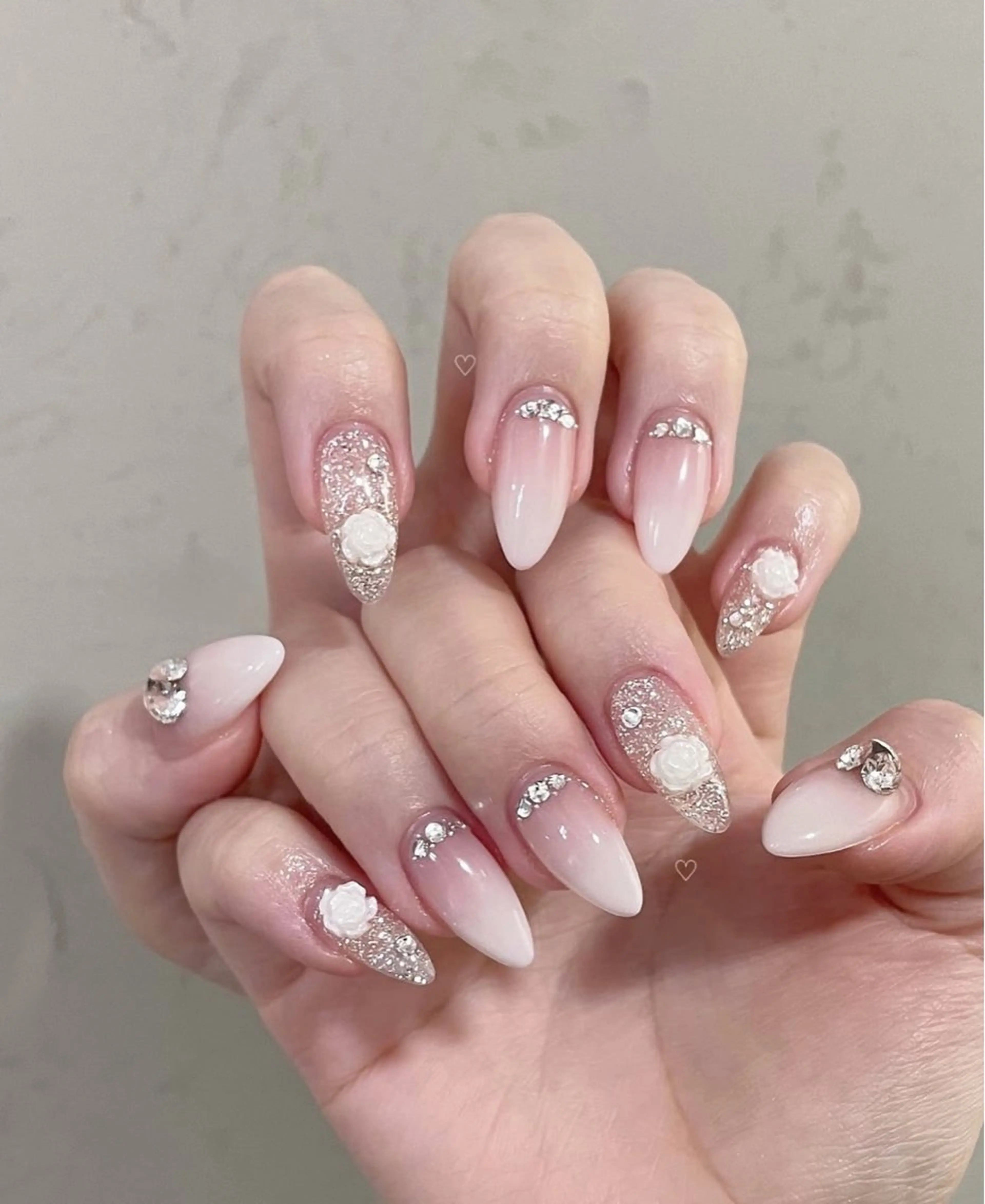 ネイル フラッシュネイル フレンチネイル グラデーション キラキラネイル 韓国ネイル ハンドネイル rina nailのネイルデザイン