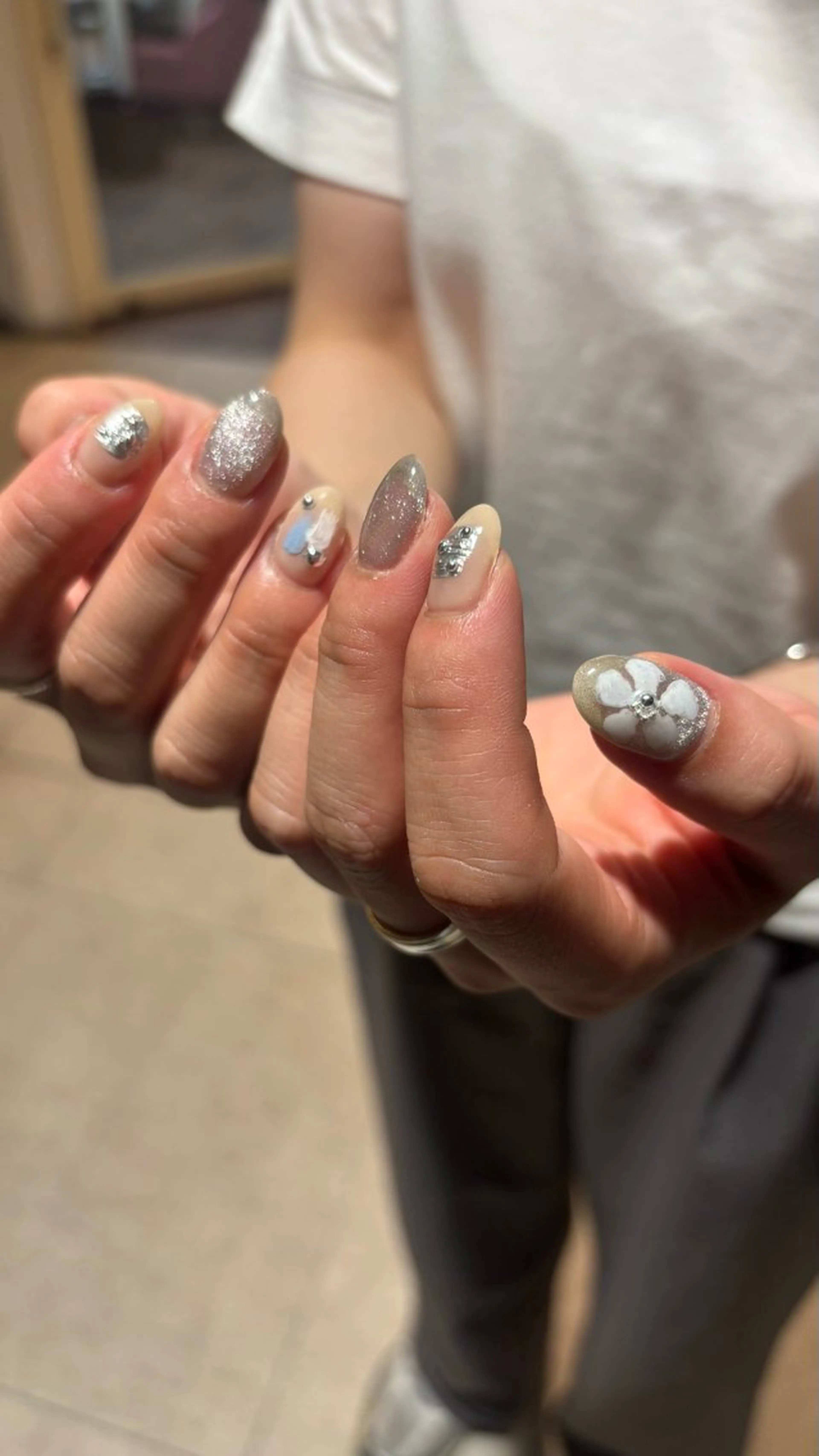 ネイル ハンドネイル mano Hanaのネイルデザイン