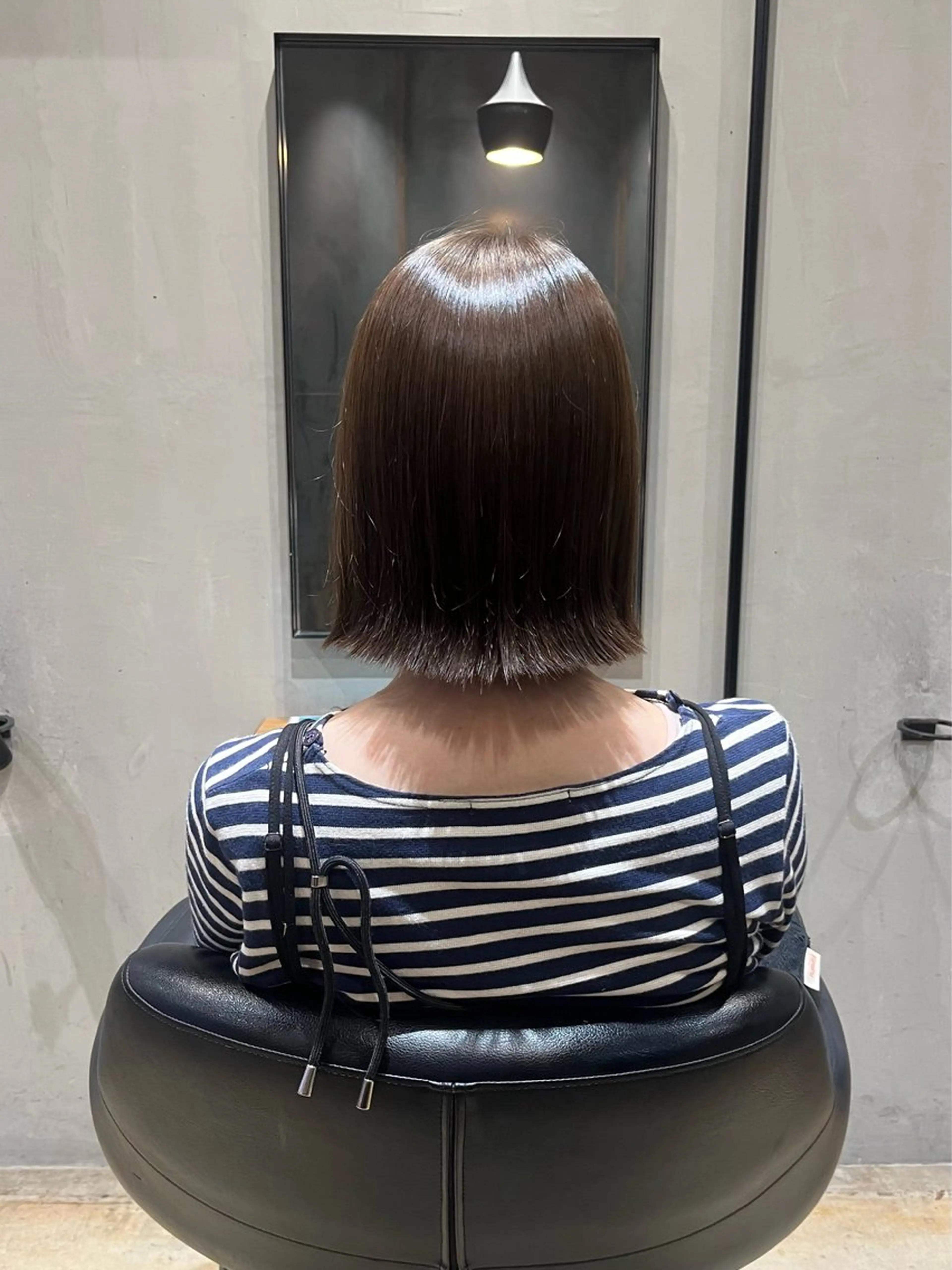 ショート カラー ヘアアレンジ オリーブカラー ボブ 外ハネヘア カット ヘアカラー トリートメント みわ/博多 ブリーチ/メンズヘアのヘアスタイル