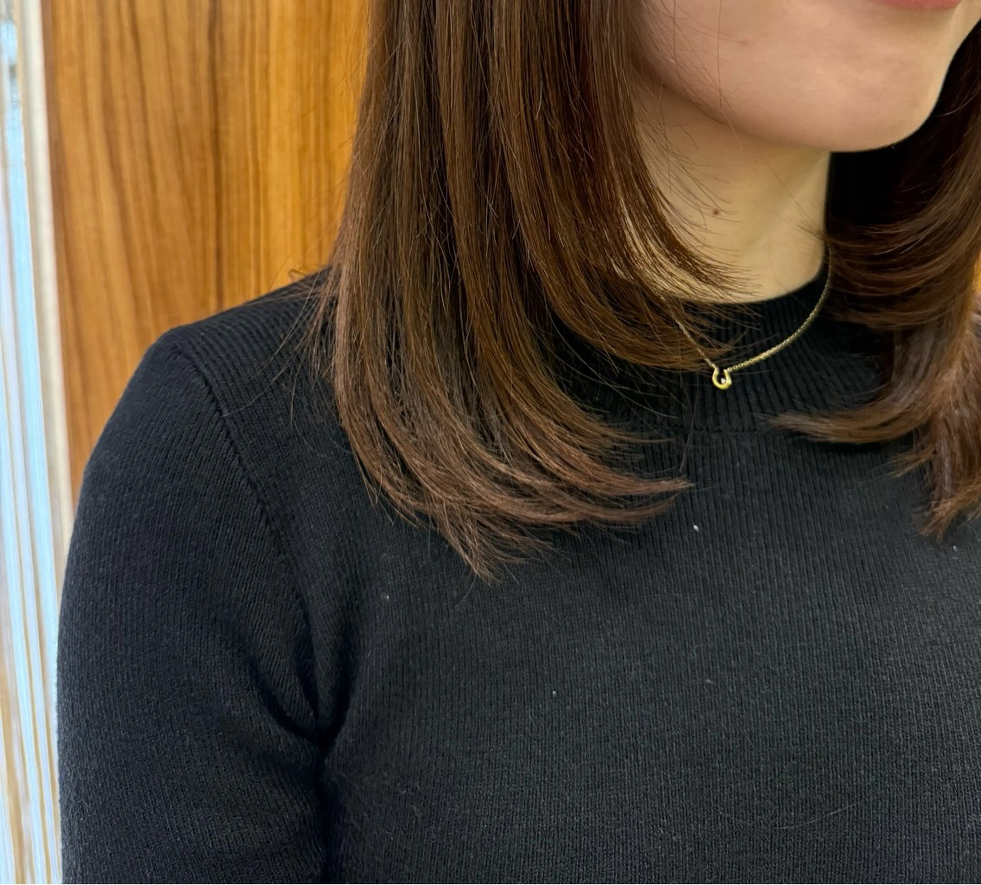 ミディアム 服部 涼乃のヘアスタイル