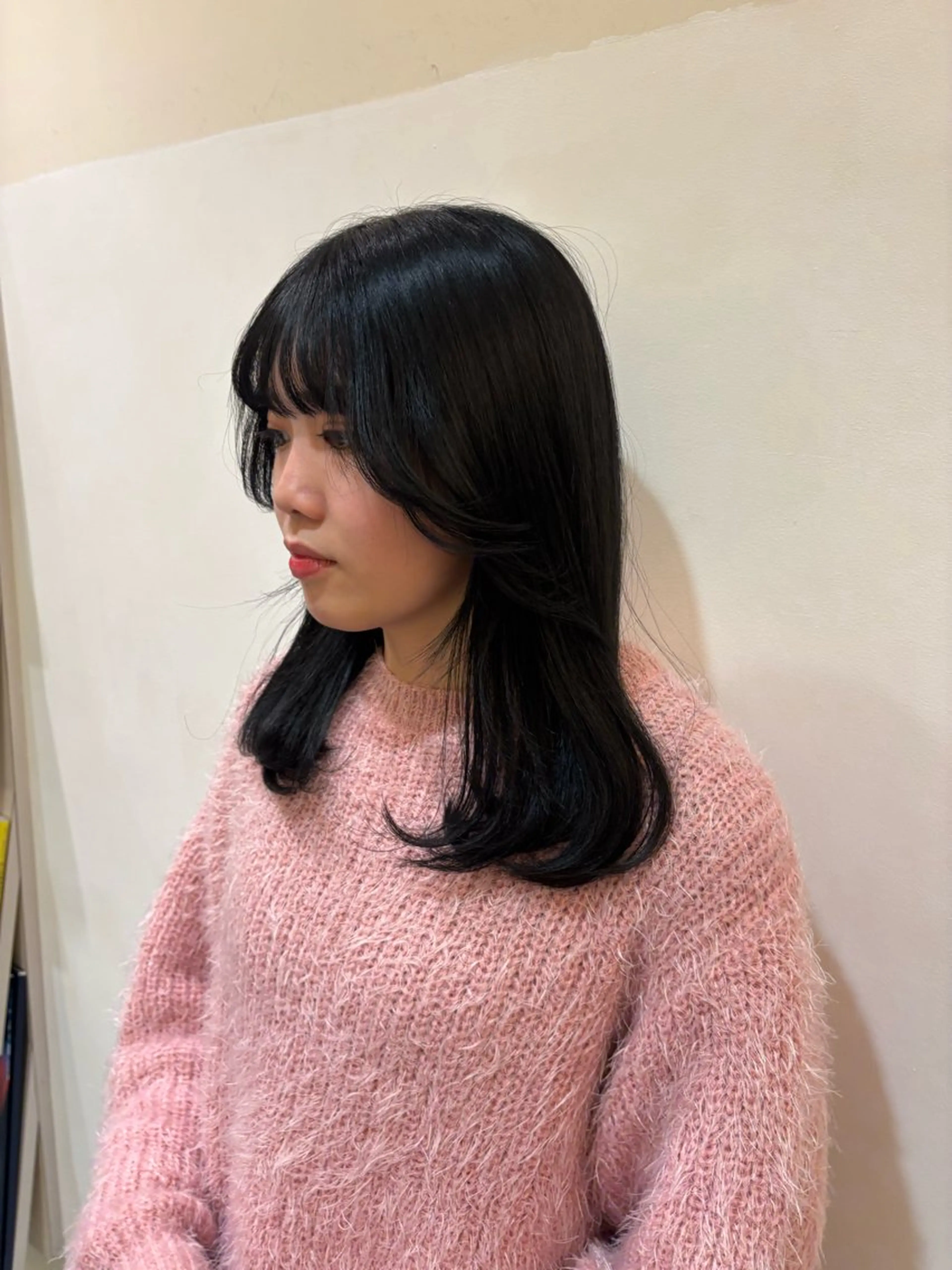 カラー オオカメ ユヅキのヘアスタイル