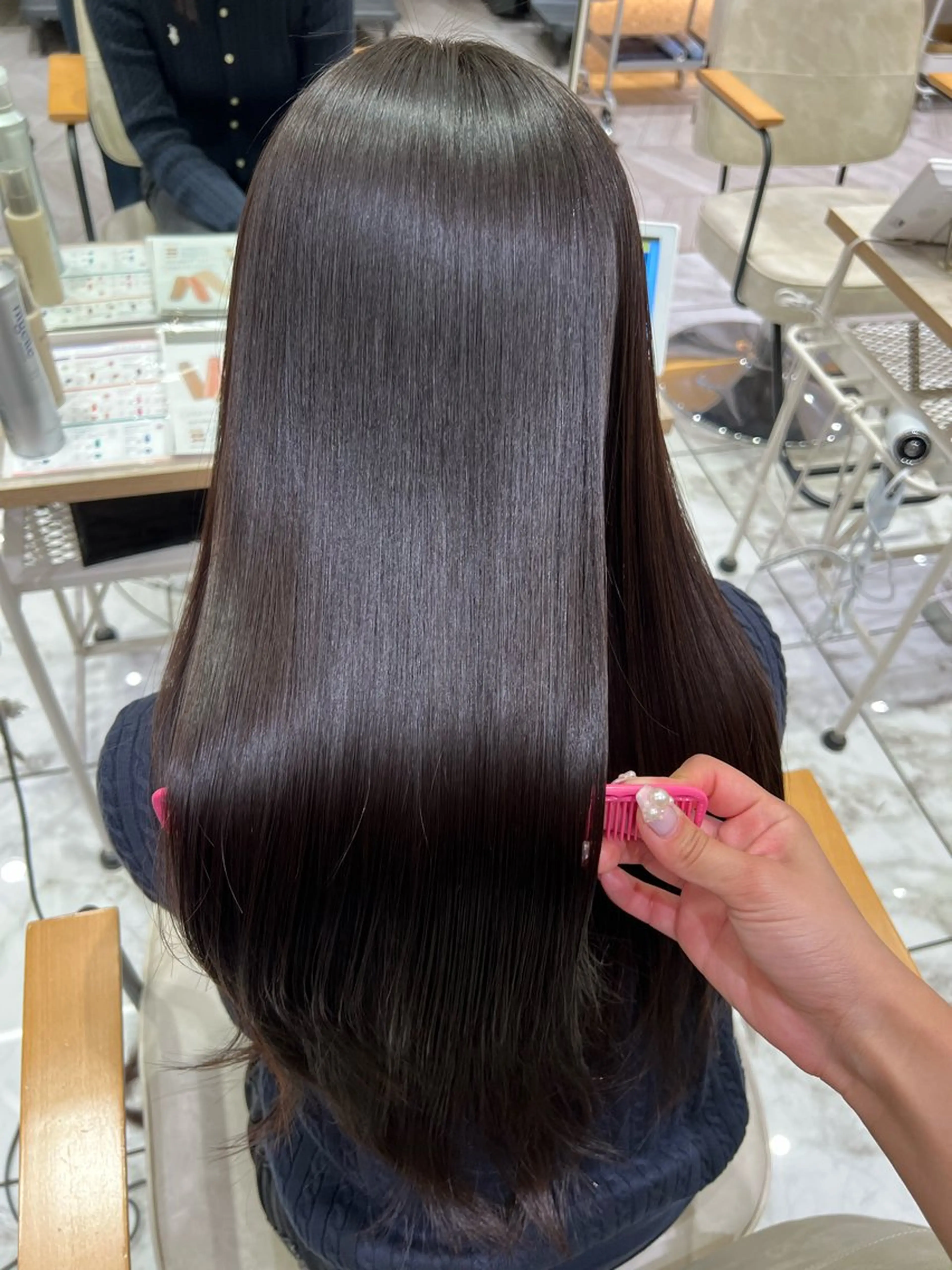 ロング くせ毛 酸性ストレート カット 縮毛矯正 酸性ストレート人気 No,1/カスミ🩰のヘアスタイル