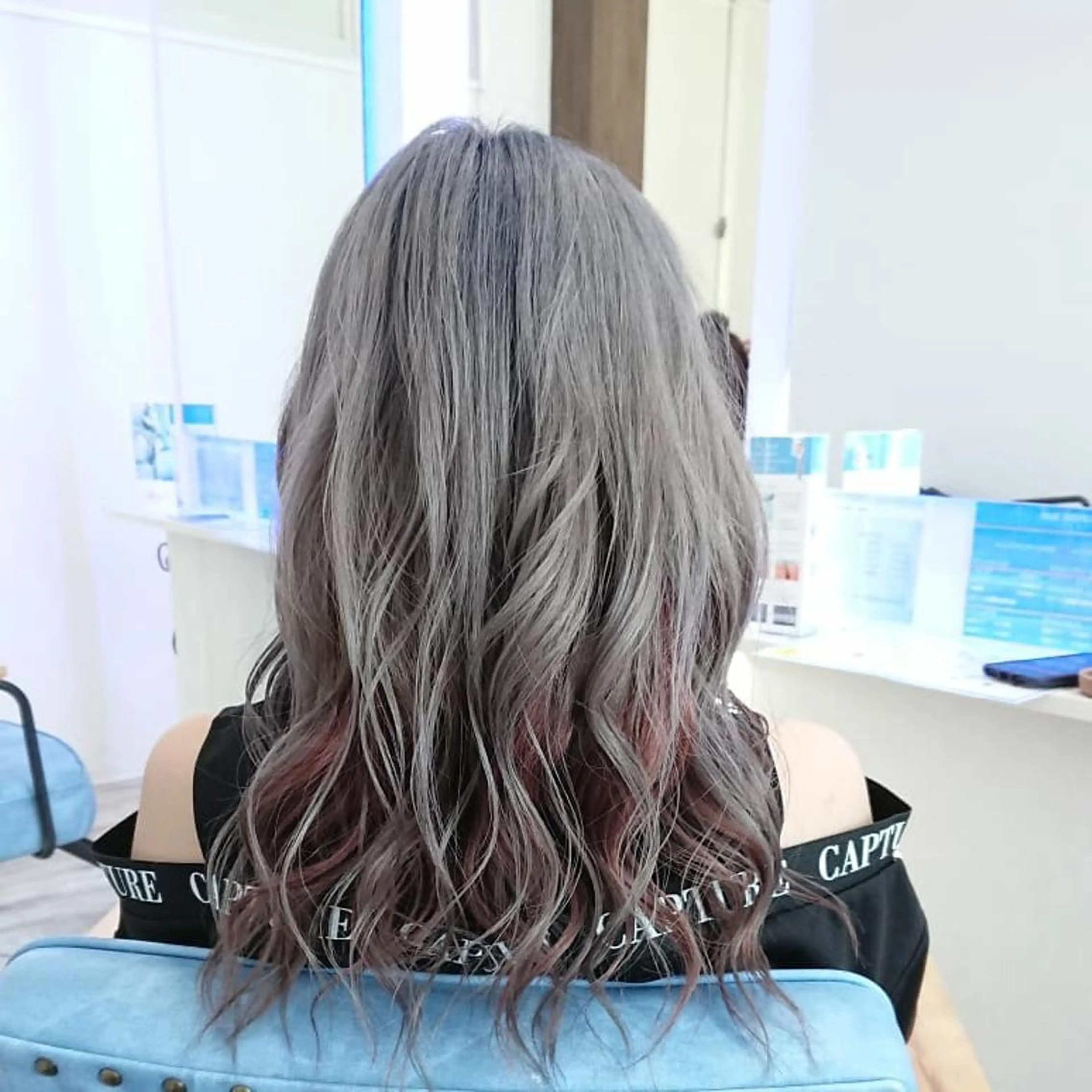カラー セミロング ヘアアレンジ 小林 伸行のヘアスタイル