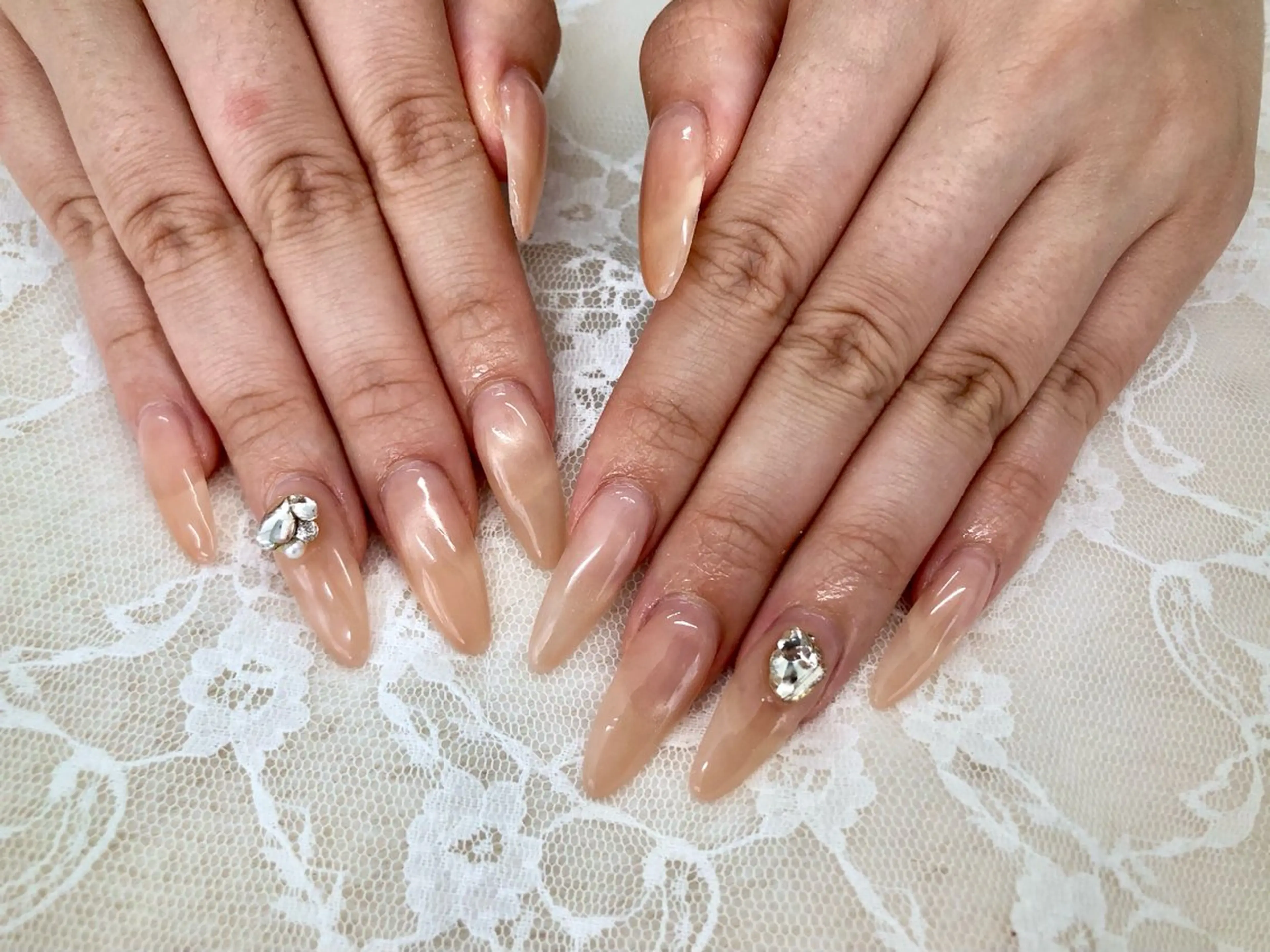 ネイル マグネットネイル ハンドネイル ハンドケア Epokku ネイルサロンのネイルデザイン