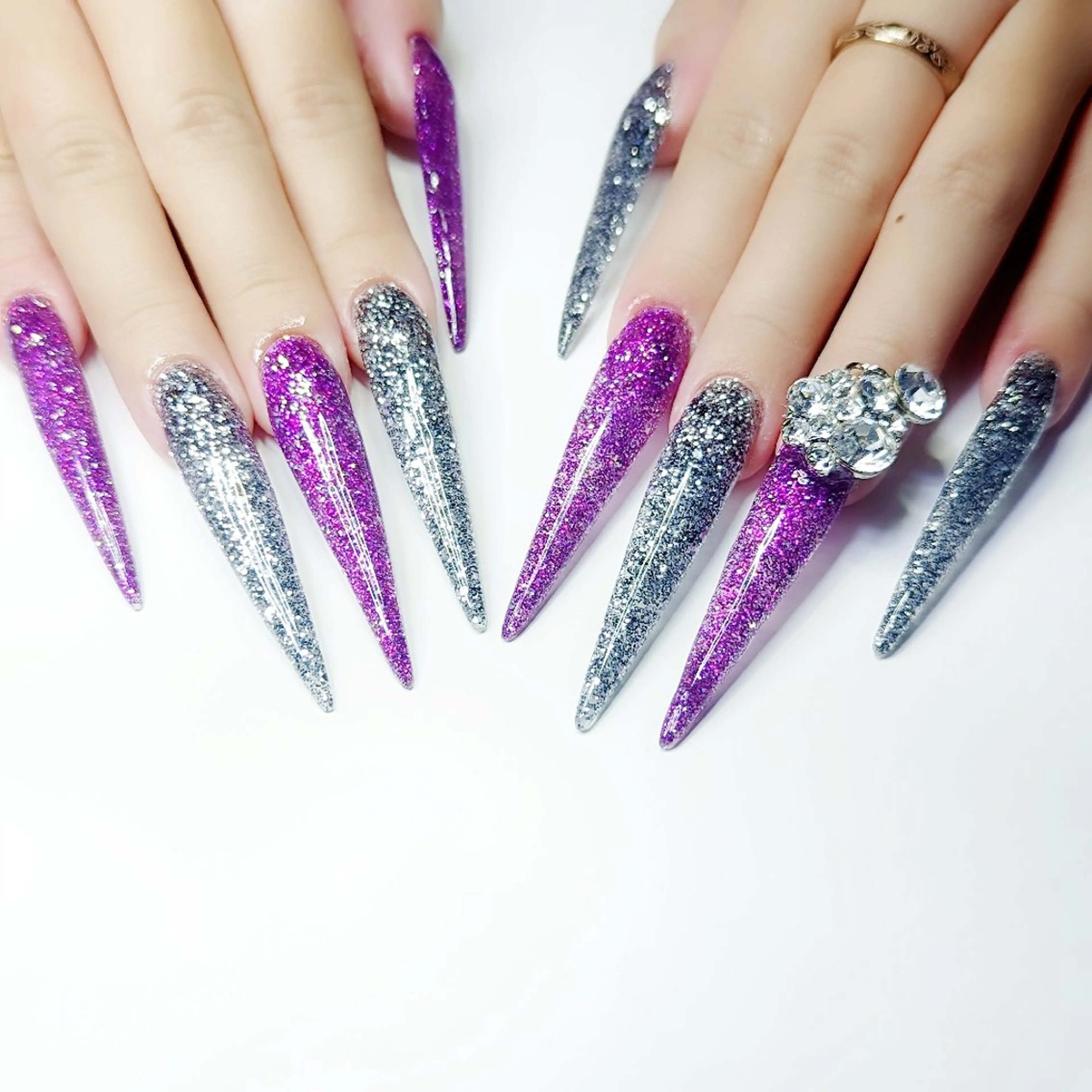 ネイル ハンドネイル クロキ 。のネイルデザイン